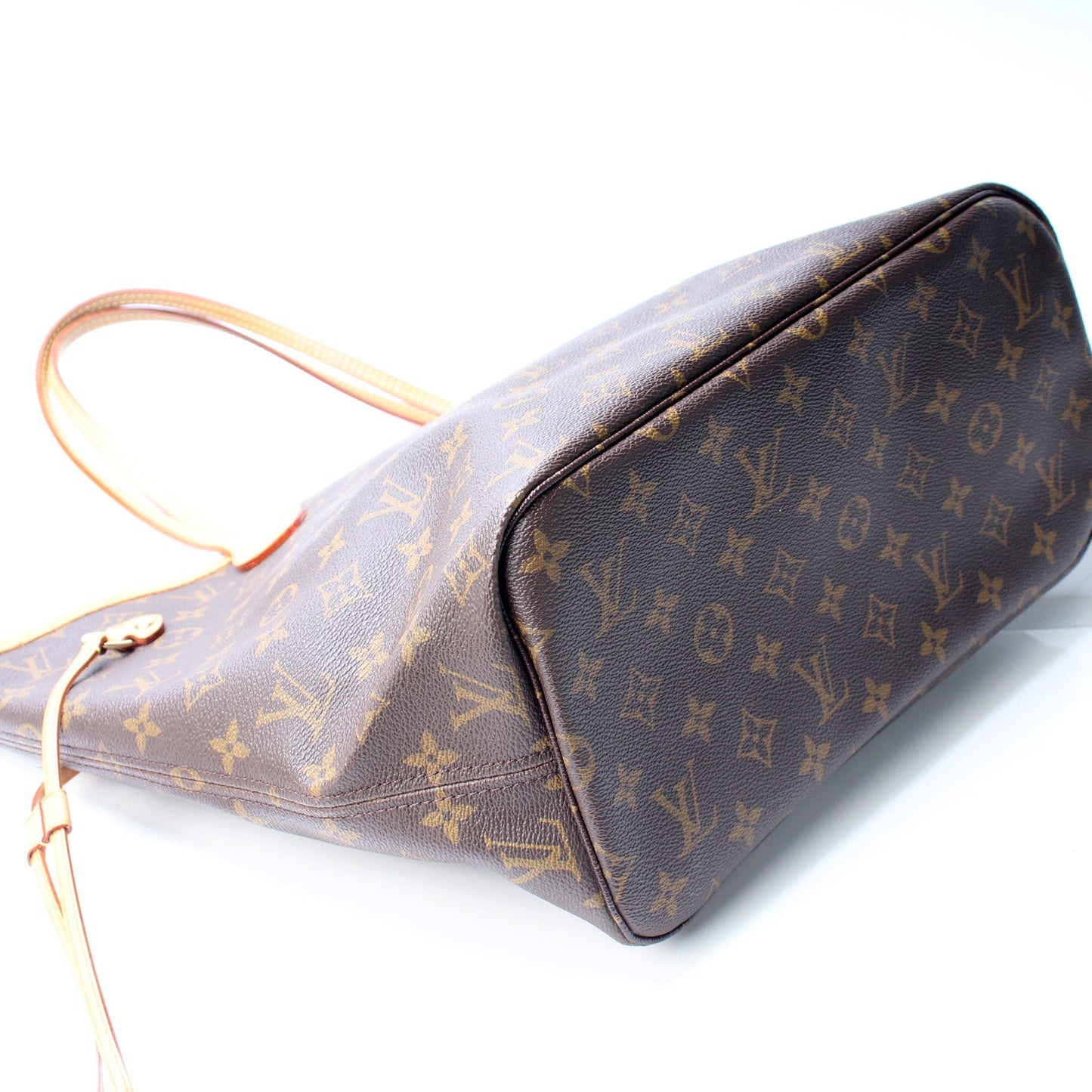 Louis Vuitton Neverfull MM Monogram Tote Bag Monogram 48