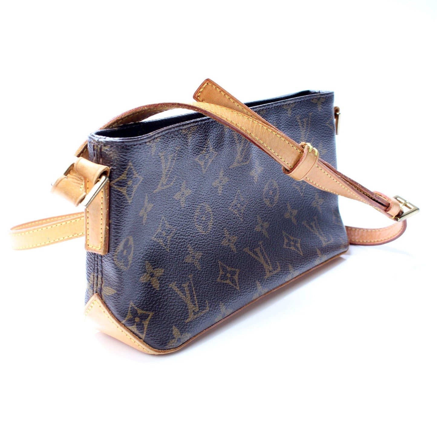 Louis Vuitton Trotteur Monogram Handbag Monogram 3