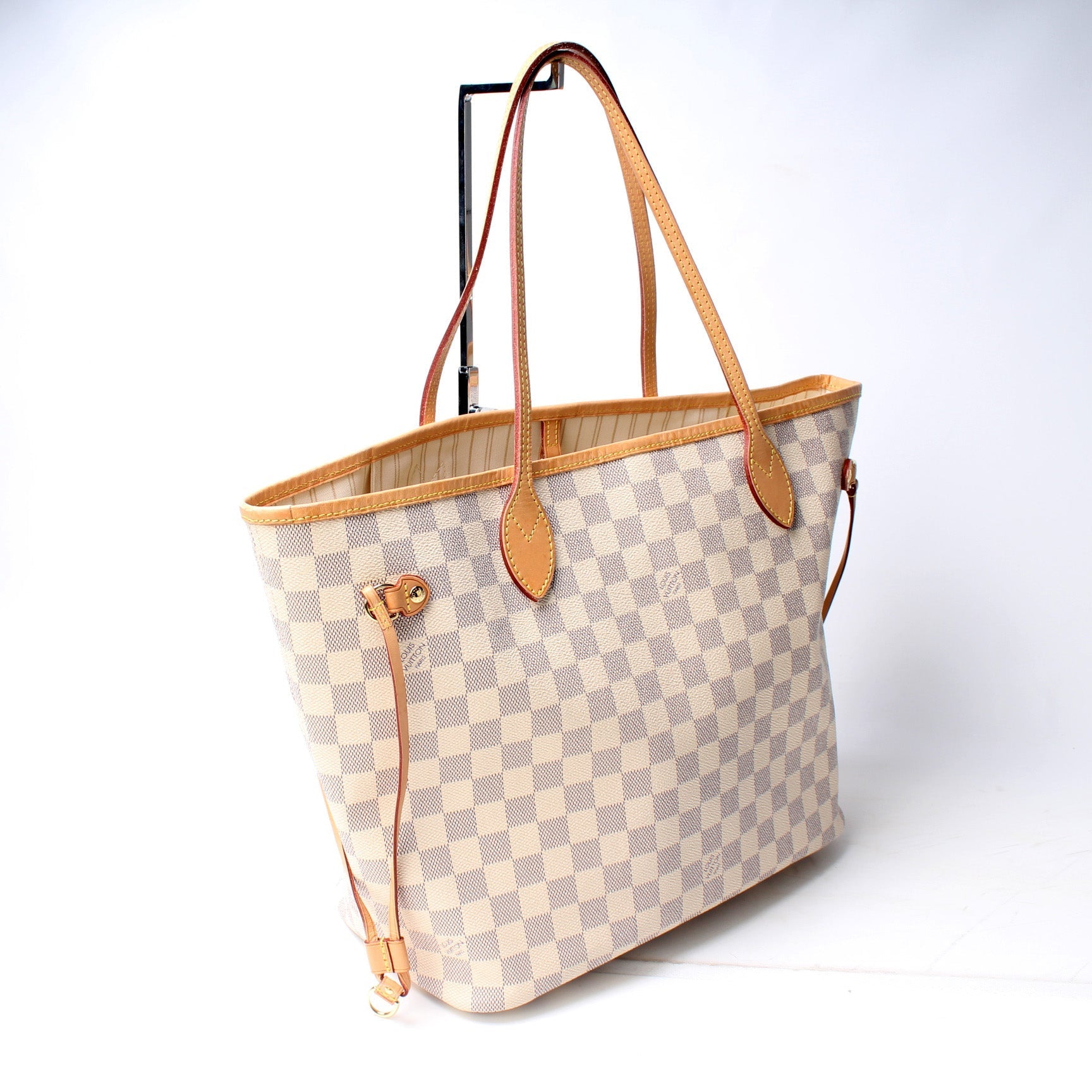 Louis Vuitton Neverfull MM Azur Damier Tote Bag Azur 25