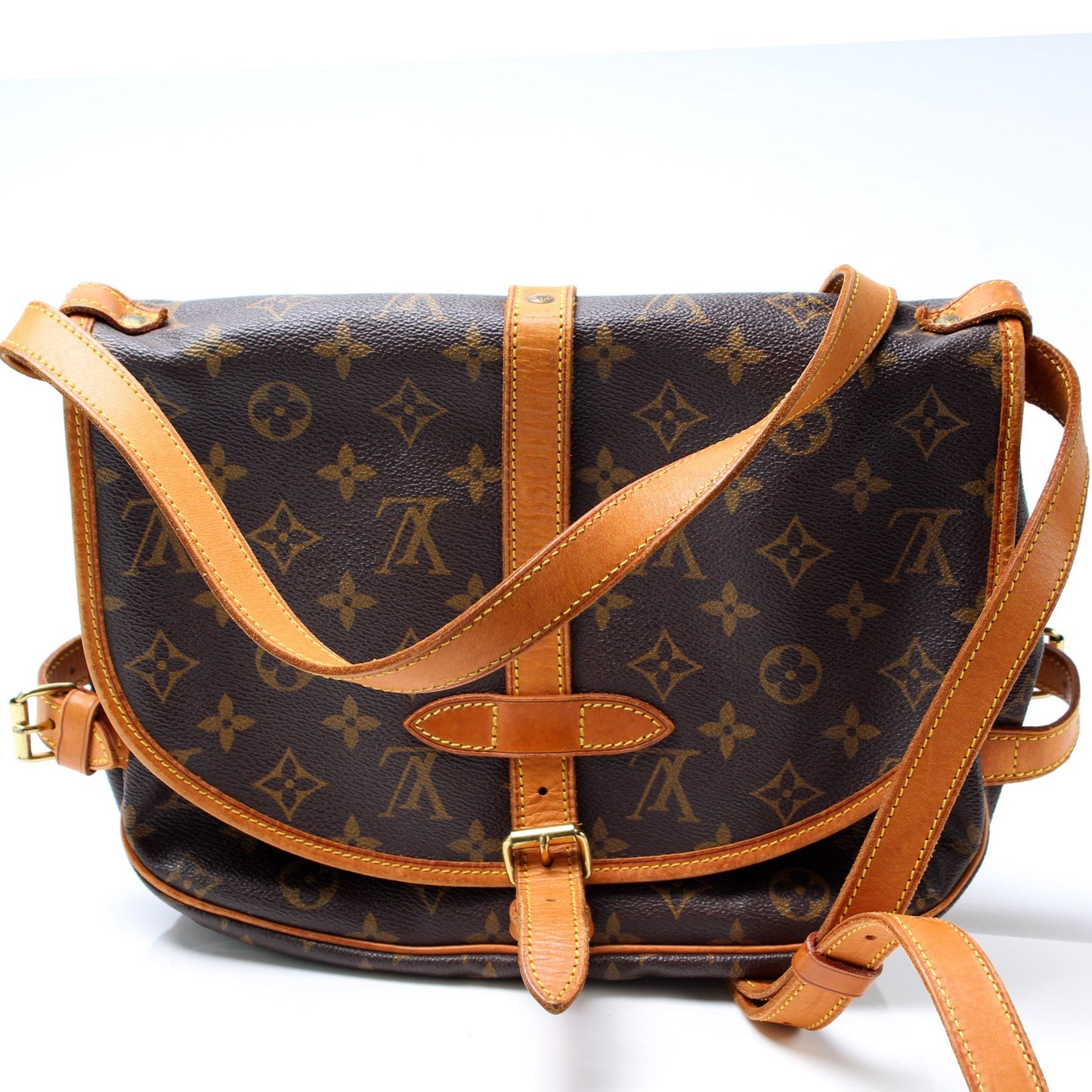 Louis Vuitton Saumur 25 Monogram Handbag
