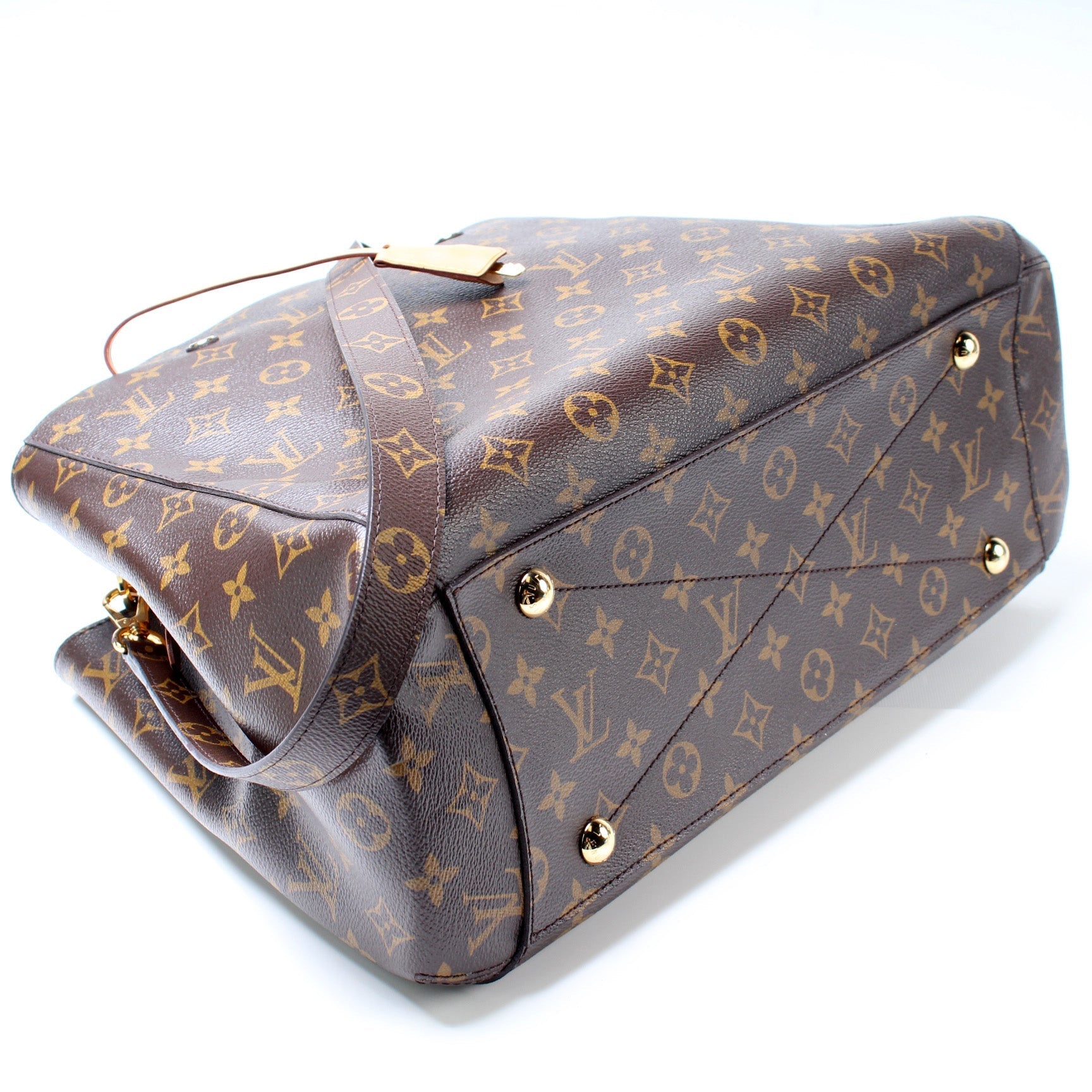 Louis Vuitton Montaigne GM Monogram Handbag
