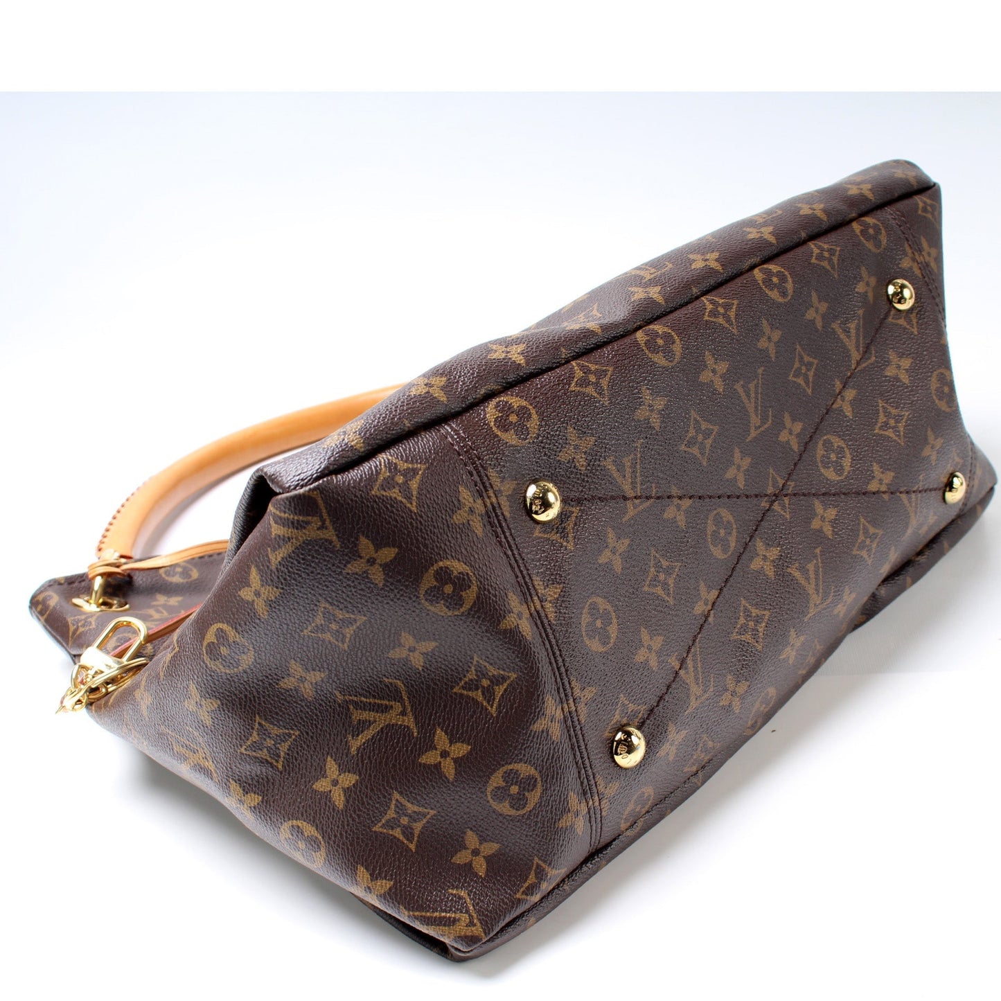 Louis Vuitton Artsy MM Monogram Handbag Monogram 34