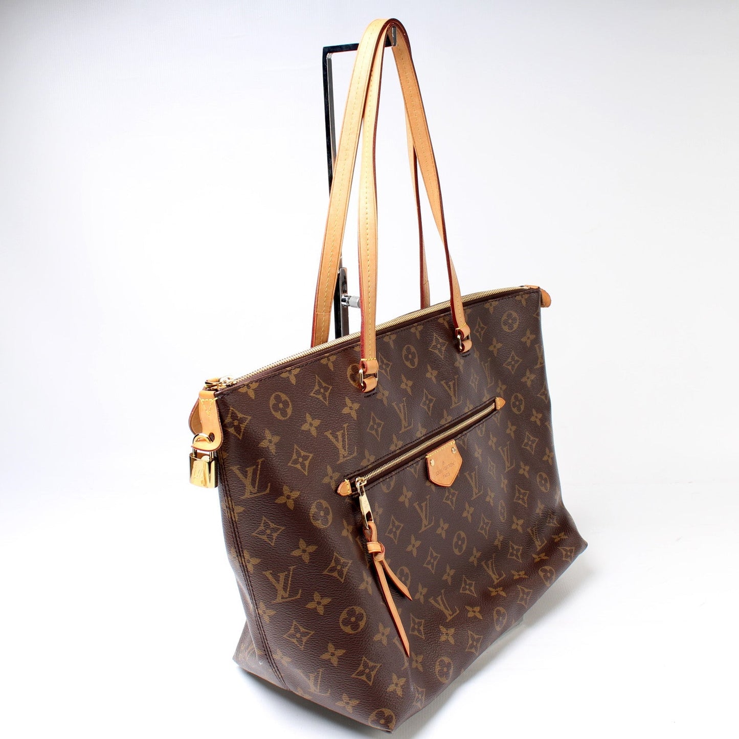 Louis Vuitton Iena MM Monogram Handbag