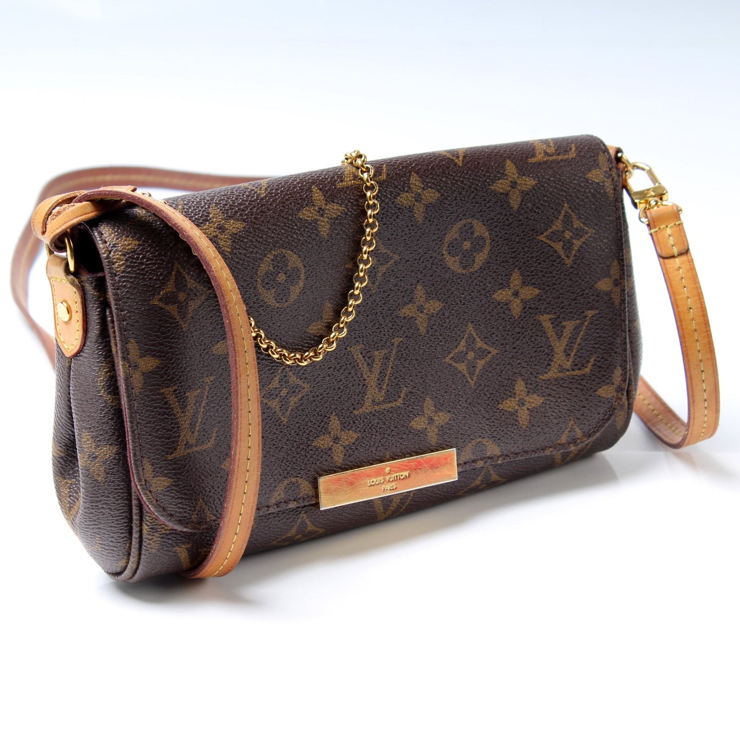 Louis Vuitton Favorite PM Monogram Handbag Monogram 2