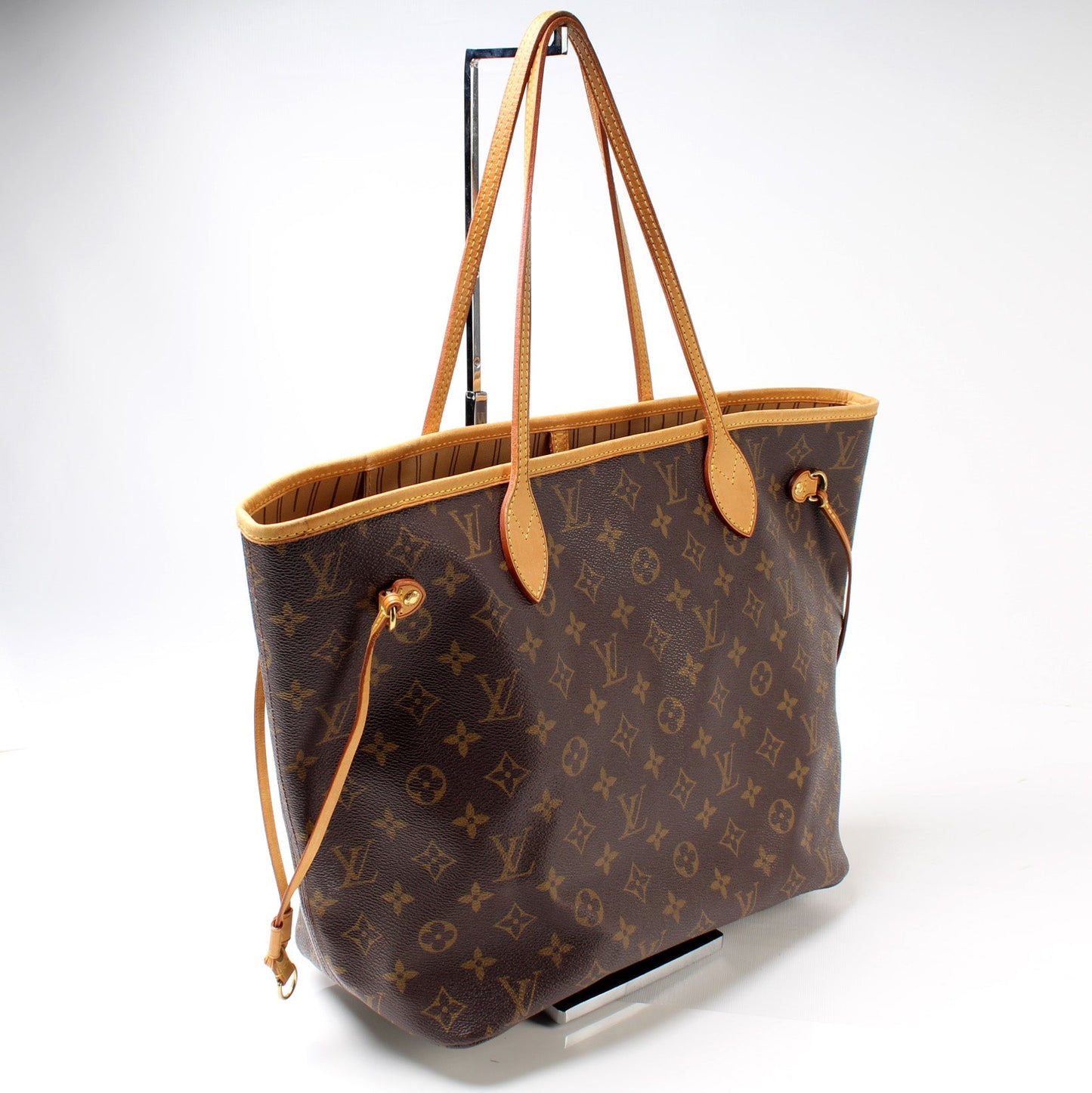 Louis Vuitton Neverfull MM Monogram Tote Bag Monogram 58