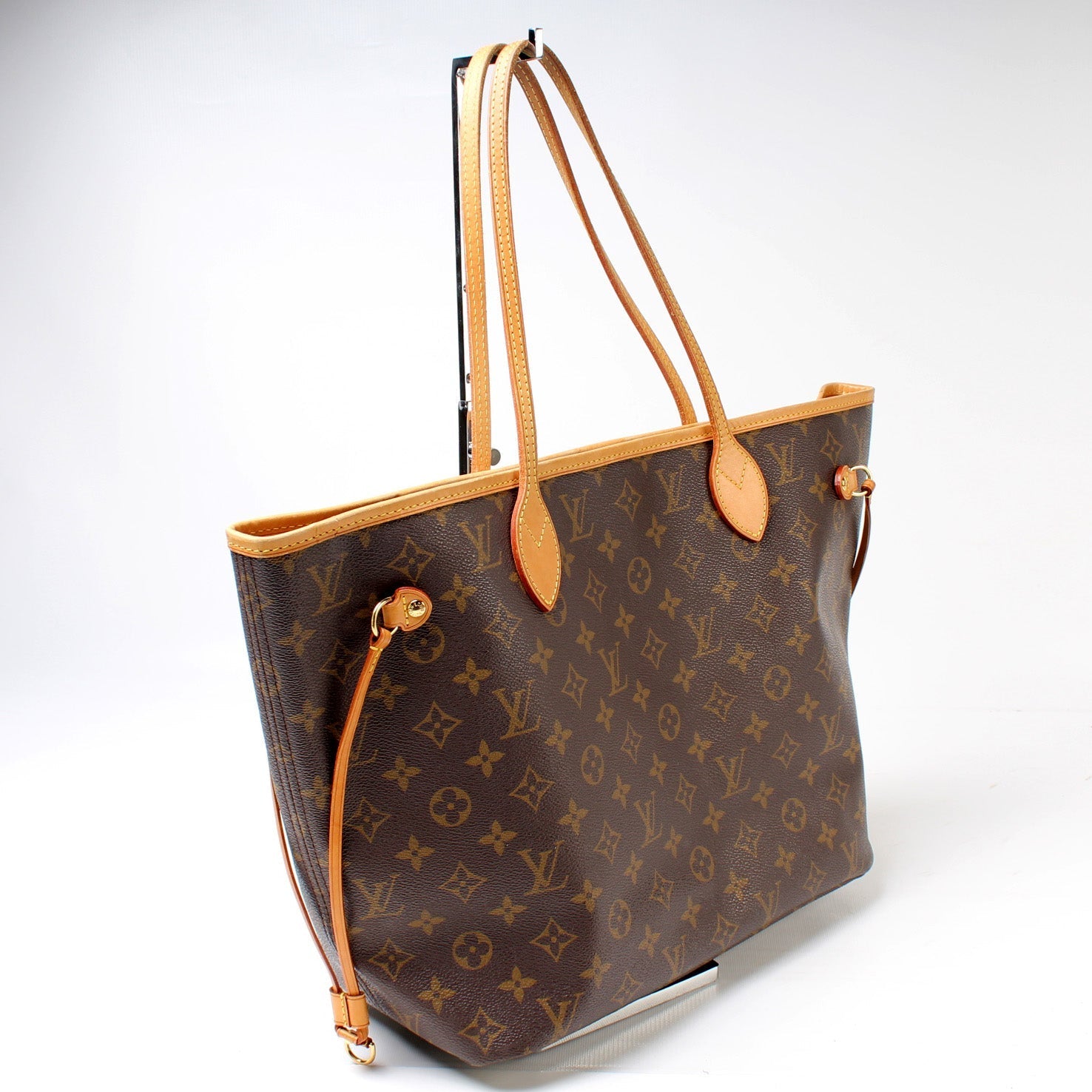 Louis Vuitton Neverfull MM Monogram Tote Bag Monogram 59