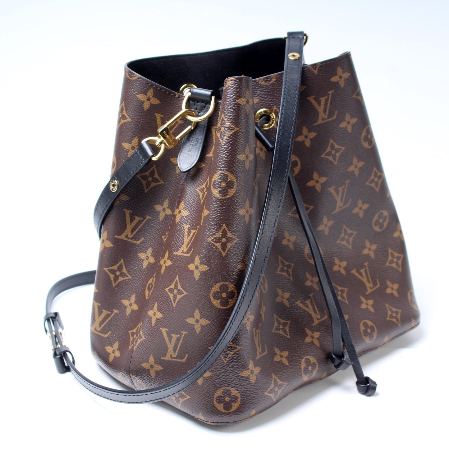 Louis Vuitton Neonoe Monogram Handbag Monogram 9