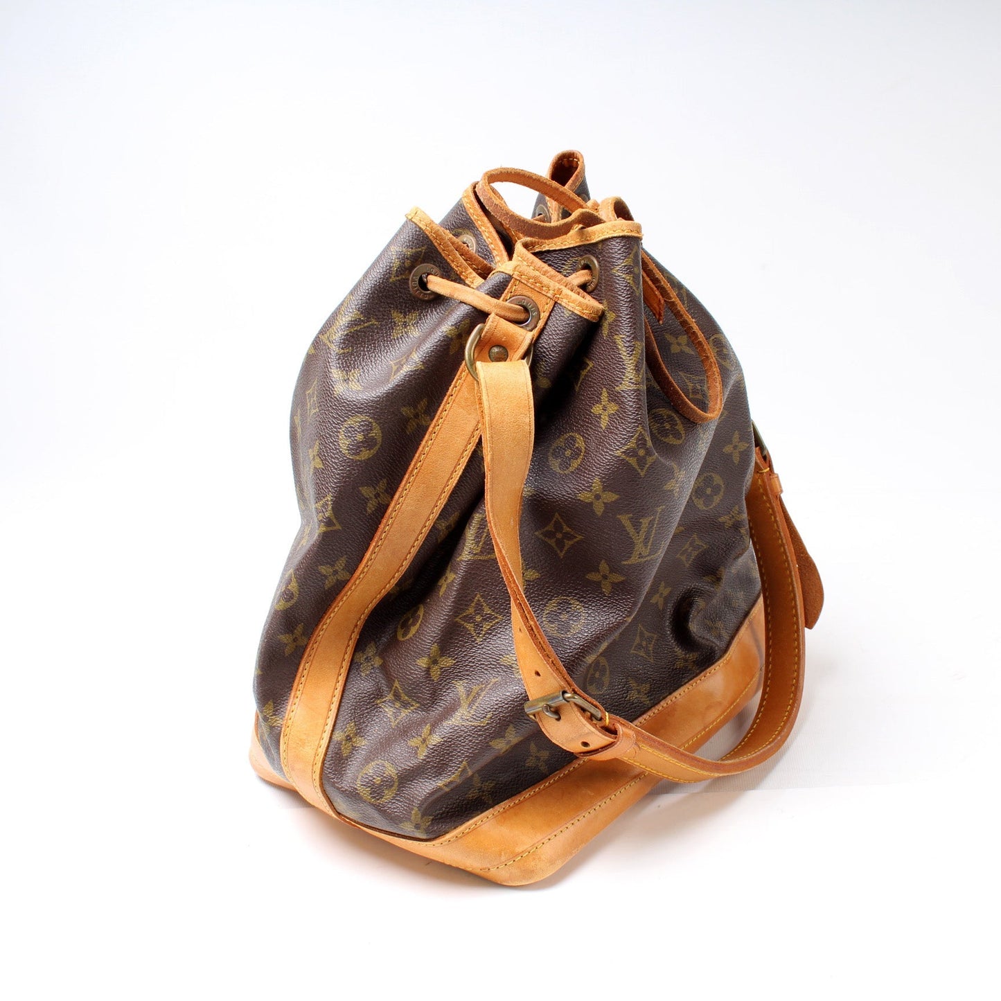 Louis Vuitton Noe Monogram Handbag