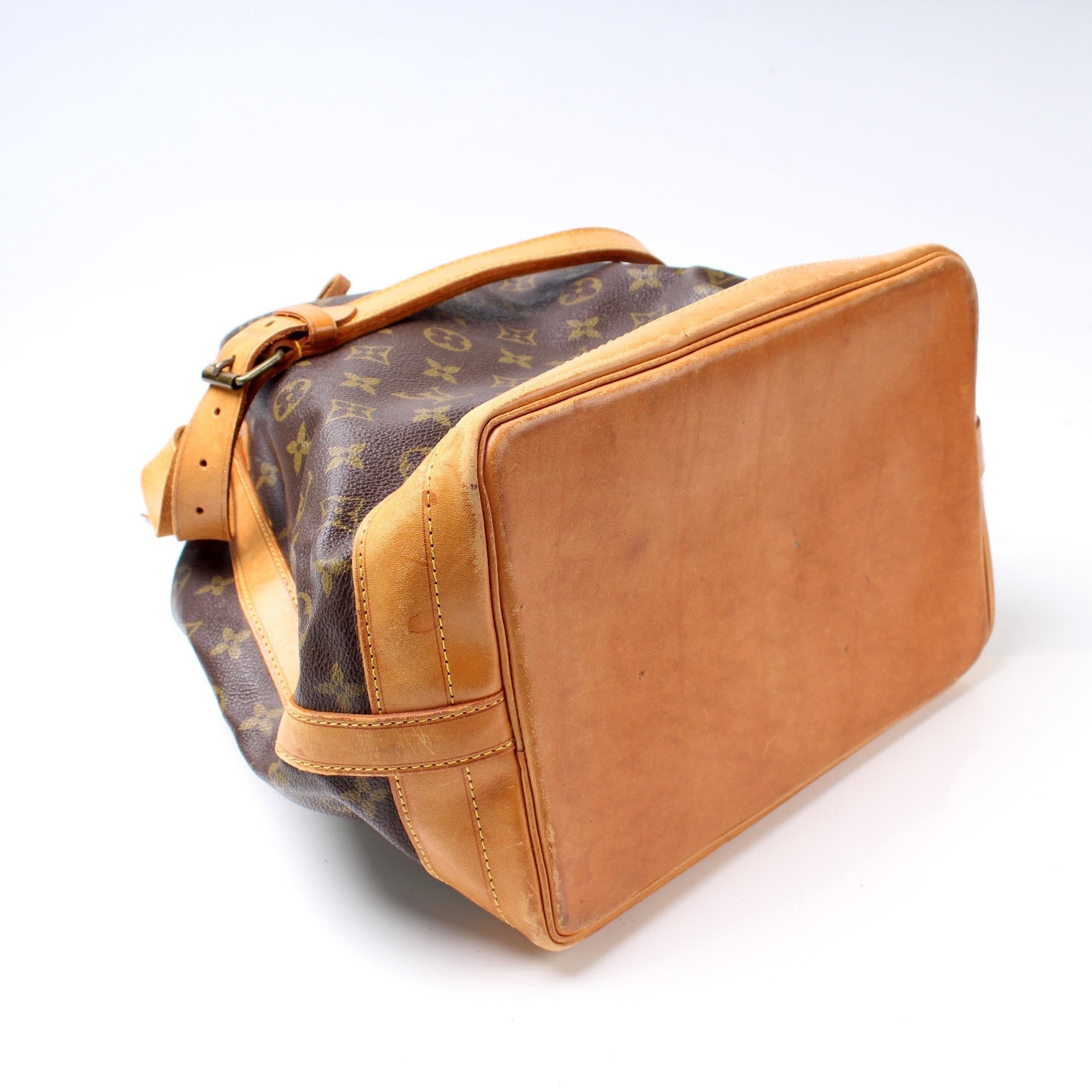 Louis Vuitton Noe Monogram Handbag