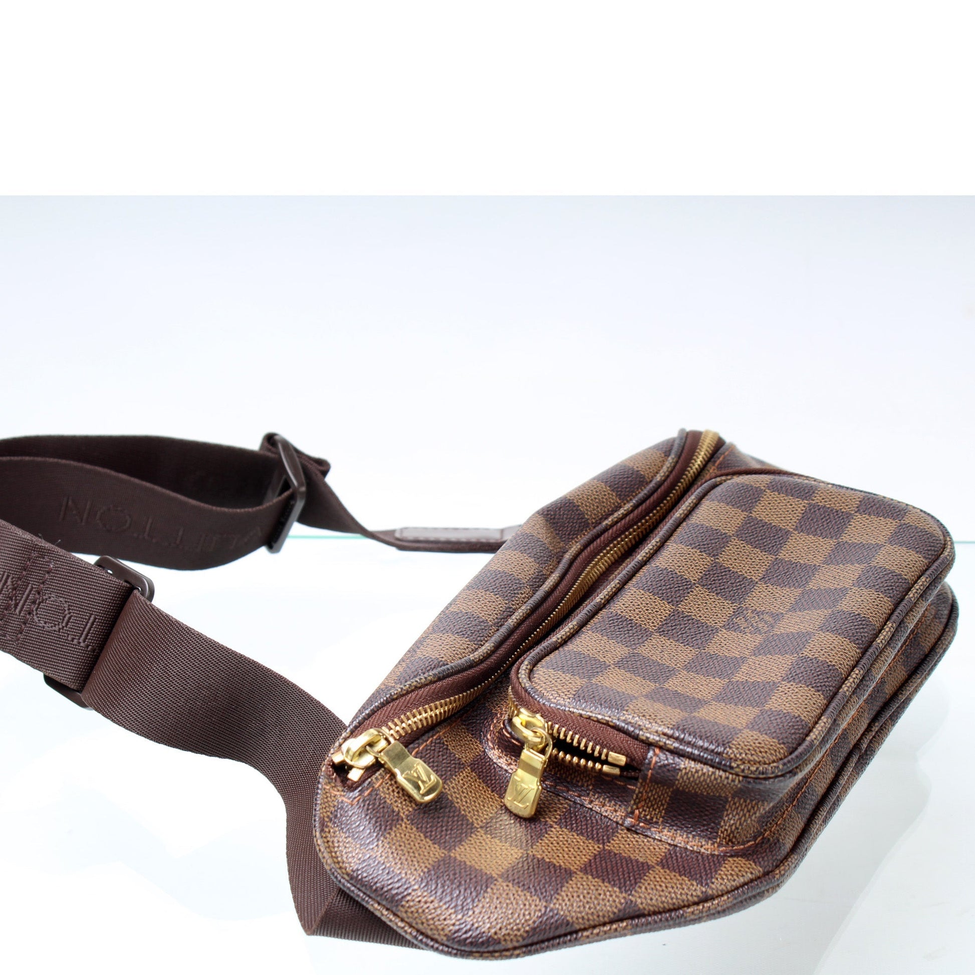 Louis Vuitton Meille Bum Ebene Damier Handbag