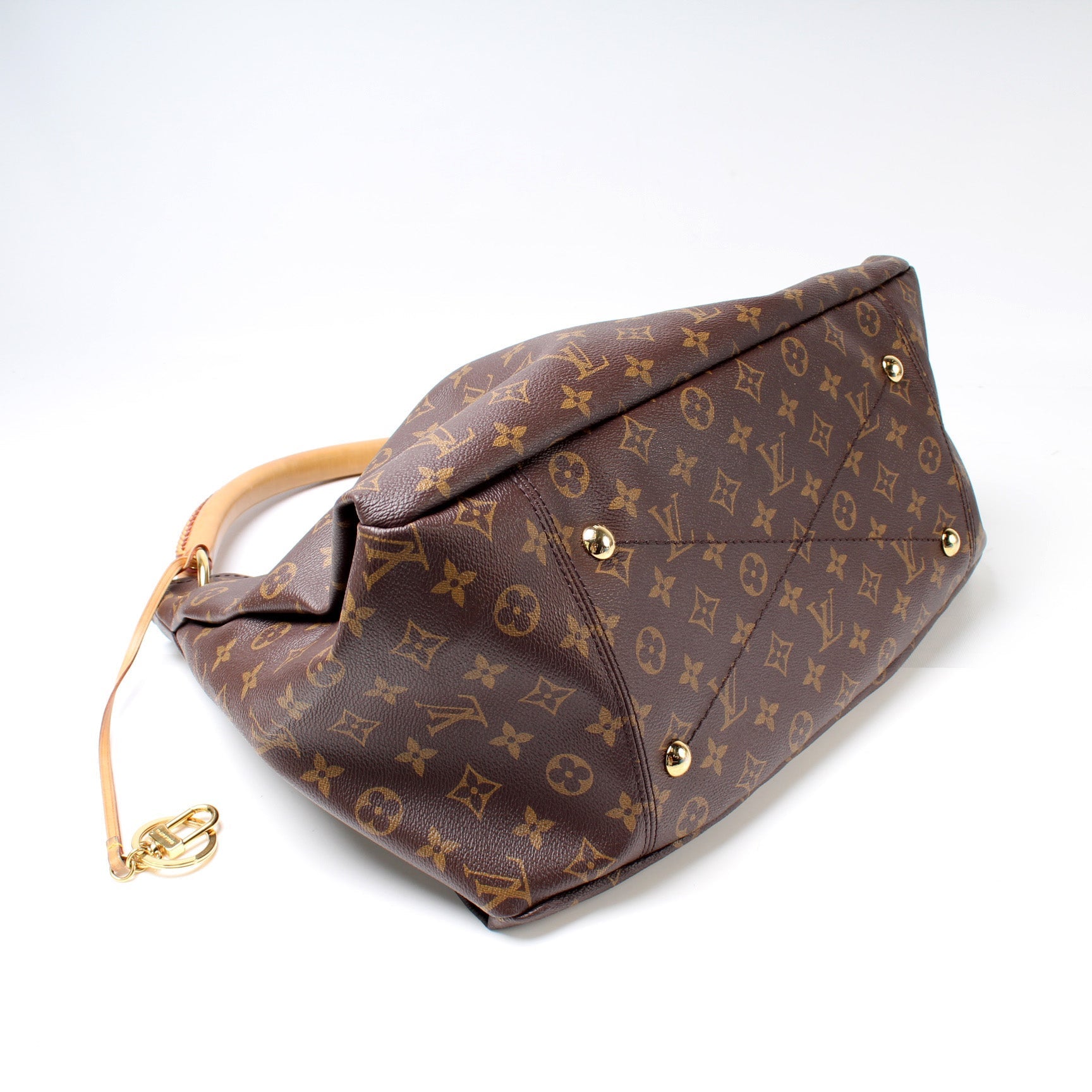 Louis Vuitton Artsy MM Monogram Handbag Monogram 44
