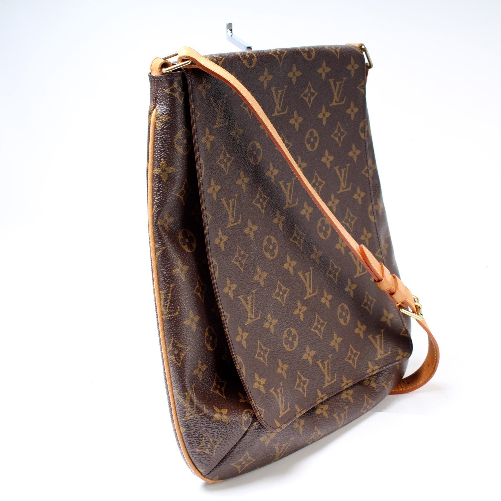 Louis Vuitton M tte Messenger Monogram Crossbody Bag Monogram 13