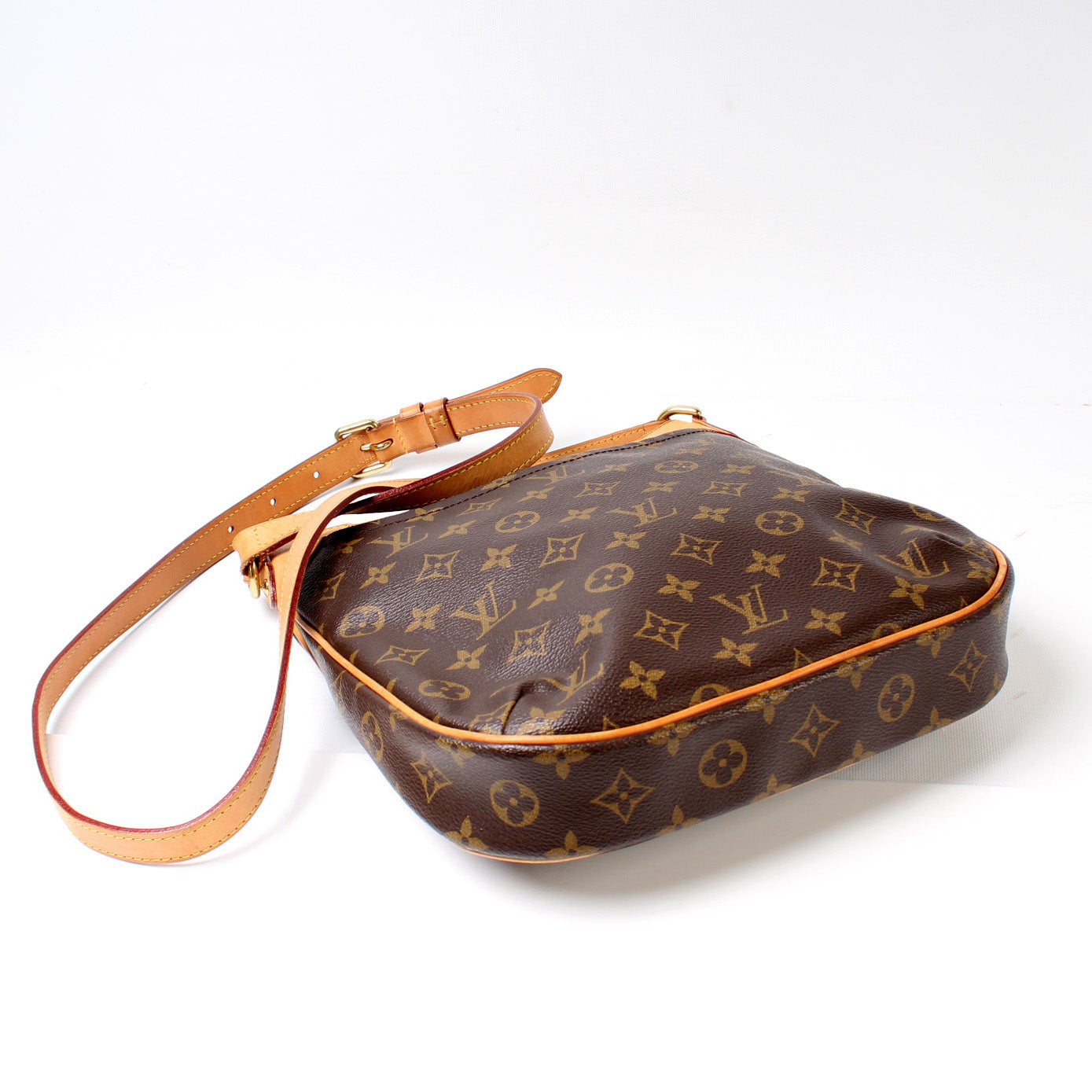 Louis Vuitton Odeon PM Monogram Handbag Monogram 754Faaa2