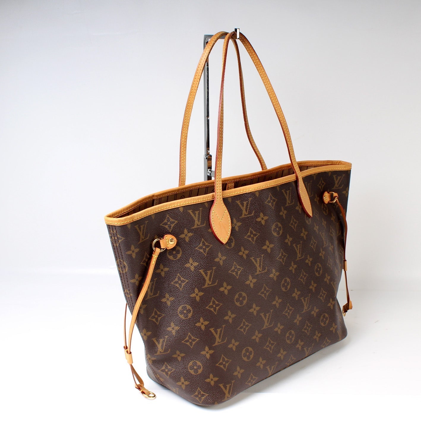 Louis Vuitton Neverfull MM Monogram Tote Bag Monogram 78