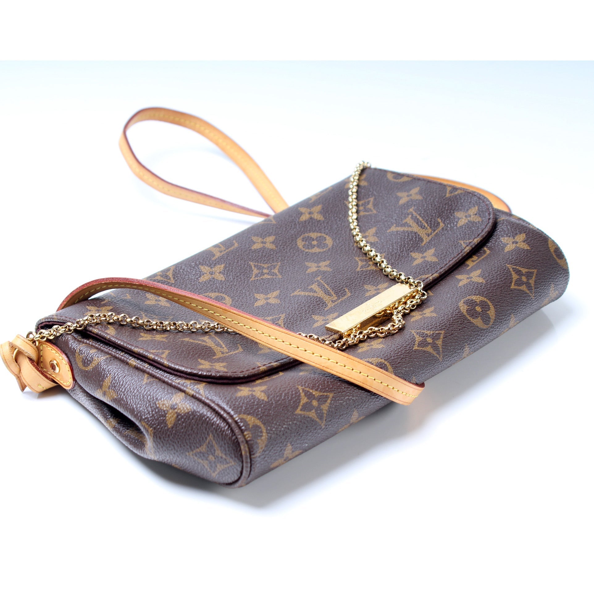 Louis Vuitton Favorite MM Monogram Handbag Monogram 9B34B06B
