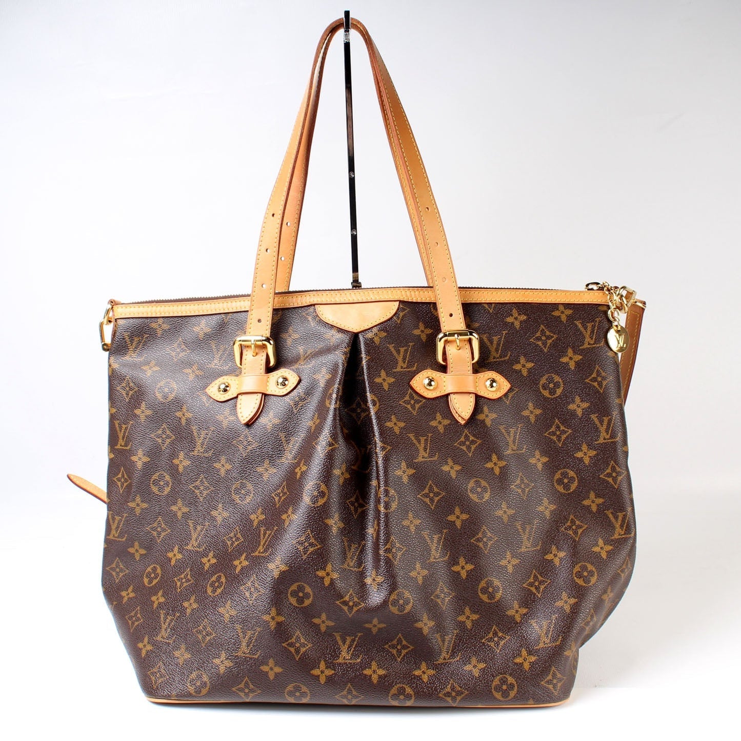 Louis Vuitton Palermo GM Monogram Handbag Monogram 9