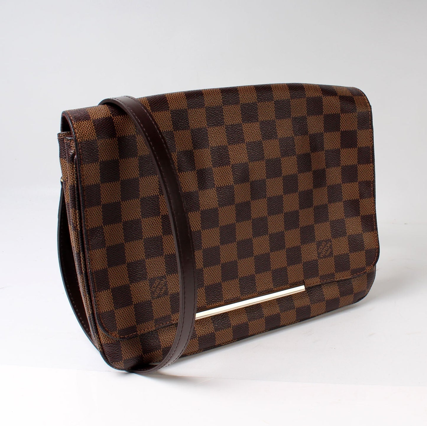 Louis Vuitton Hoxton GM Ebene Damier Handbag