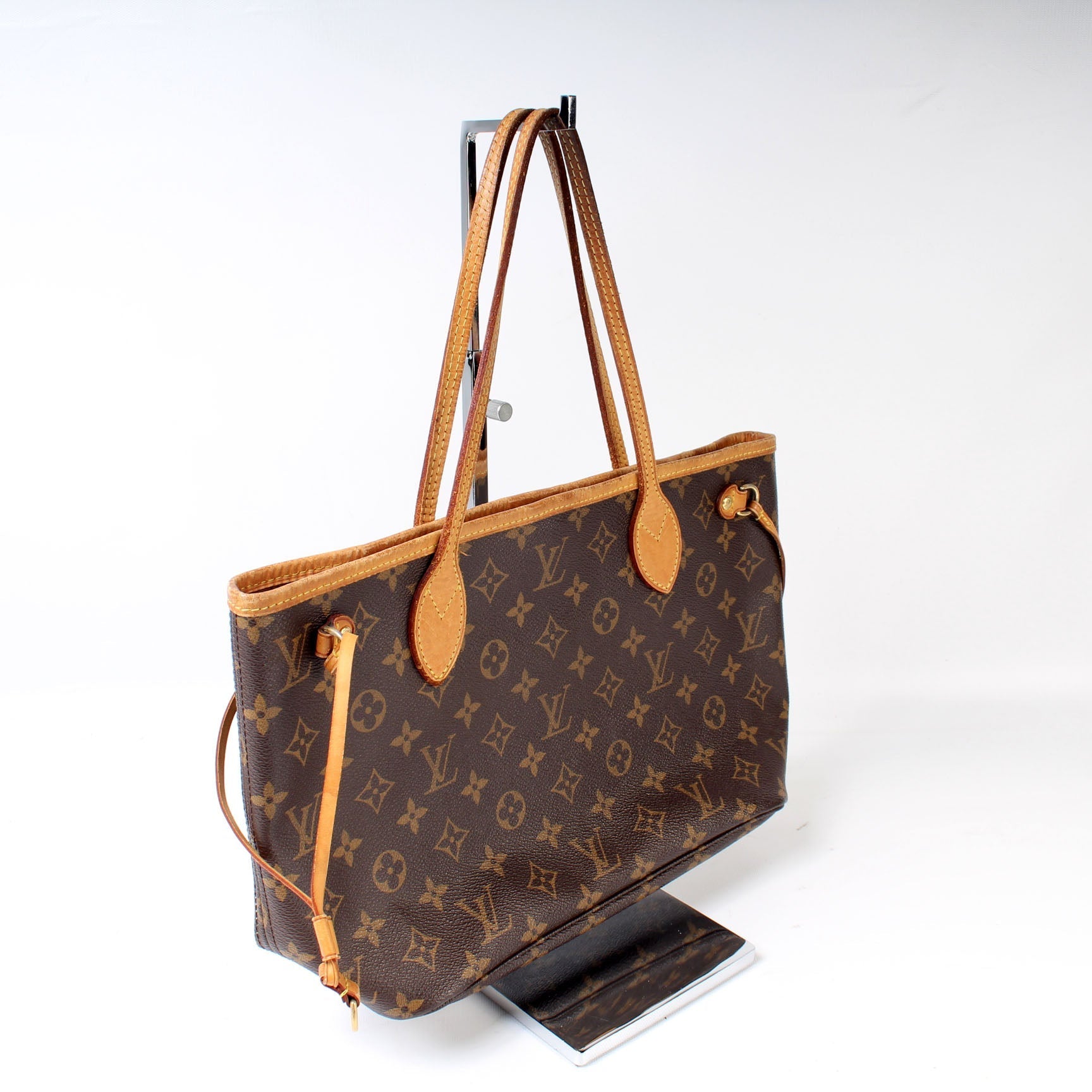 Louis Vuitton Neverfull PM Monogram Tote Bag Monogram 1