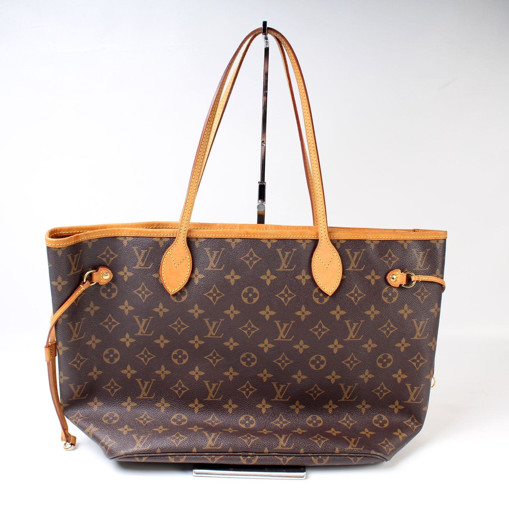 Louis Vuitton Neverfull MM Monogram Tote Bag Monogram 83