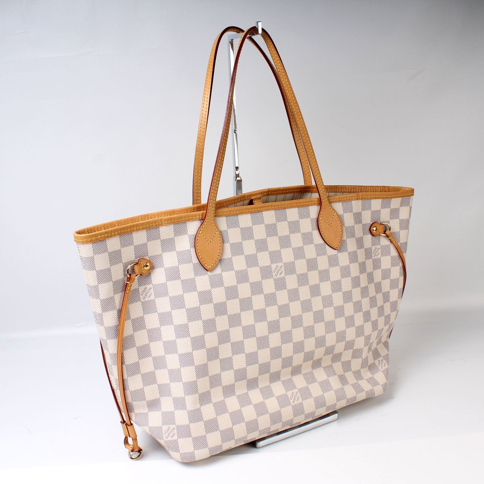 Louis Vuitton Neverfull MM Azur Damier Tote Bag Azur 39