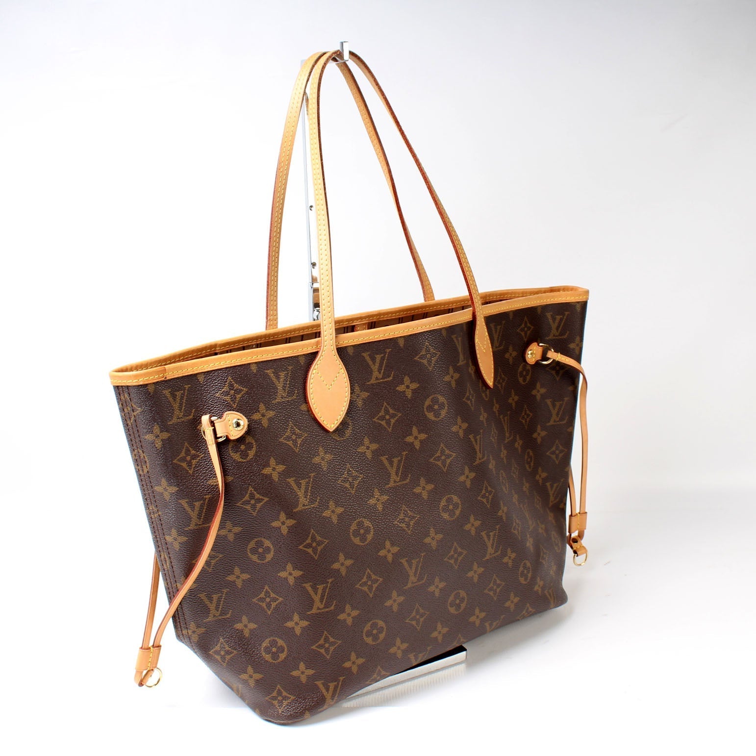 Louis Vuitton Neverfull MM Monogram Tote Bag Mm Monogram