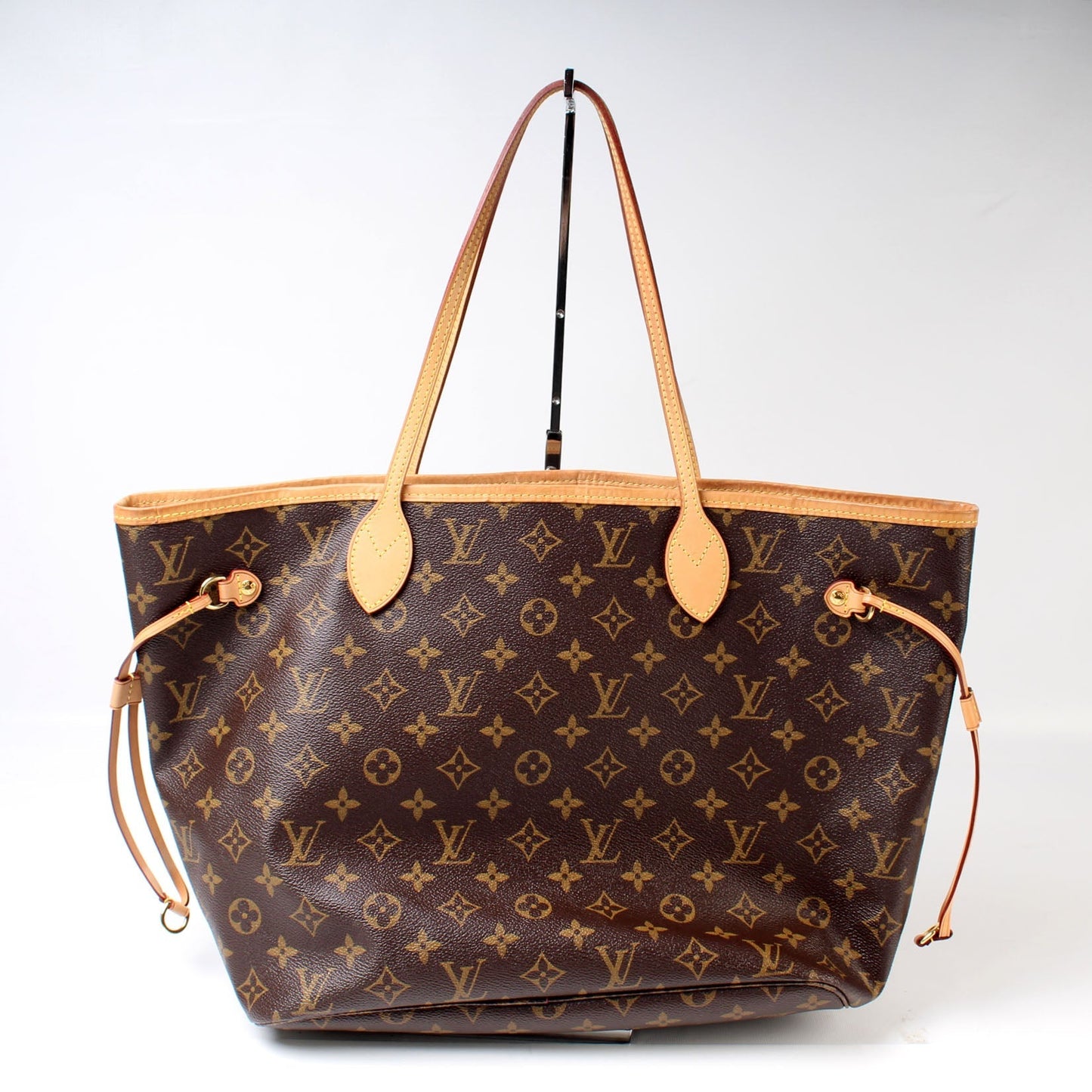 Louis Vuitton Neverfull MM Monogram Tote Bag Monogram 96