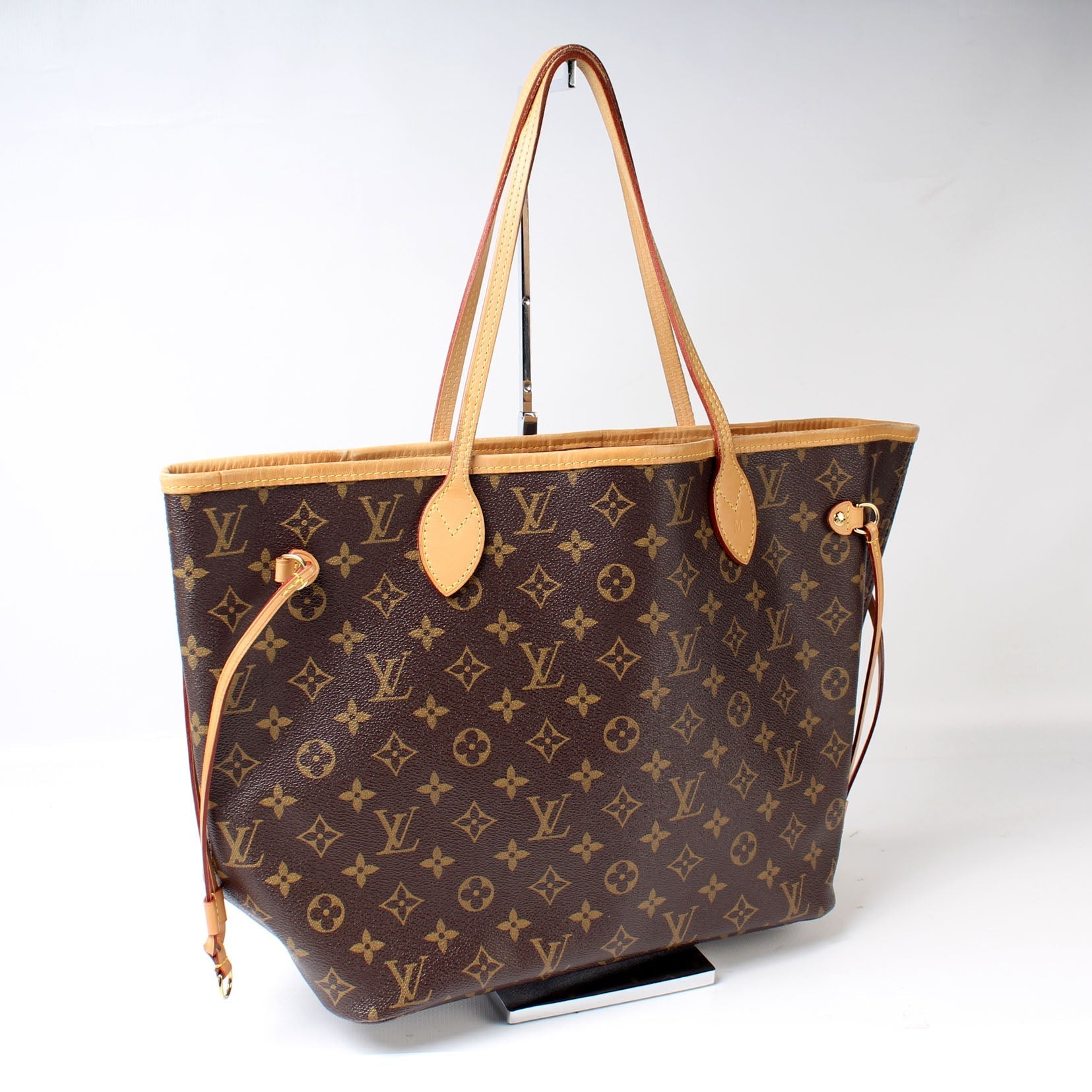 Louis Vuitton Neverfull MM Monogram Tote Bag Monogram A42089Ce