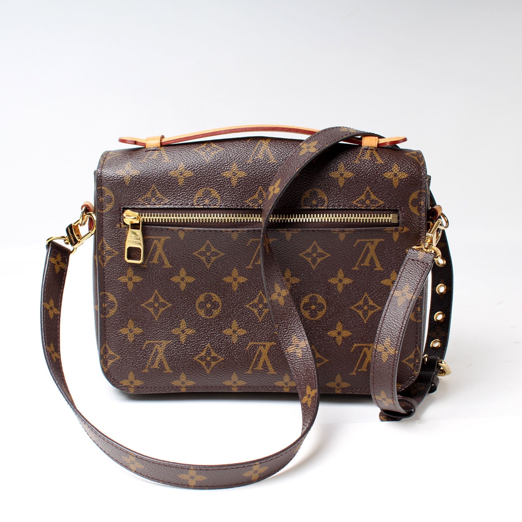 Louis Vuitton Pochette Metis Monogram Clutch Bag Monogram 21