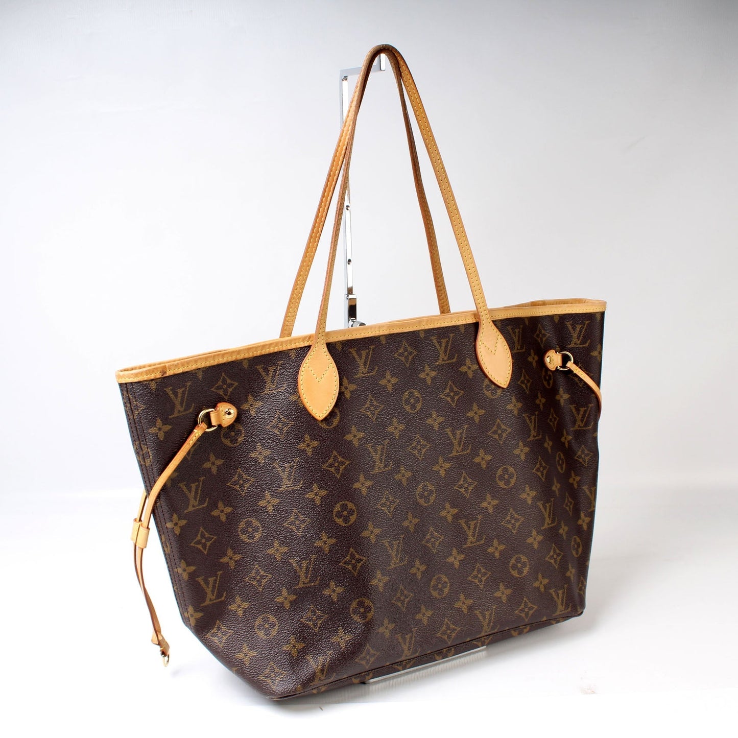 Louis Vuitton Neverfull MM Monogram Tote Bag Monogram 104