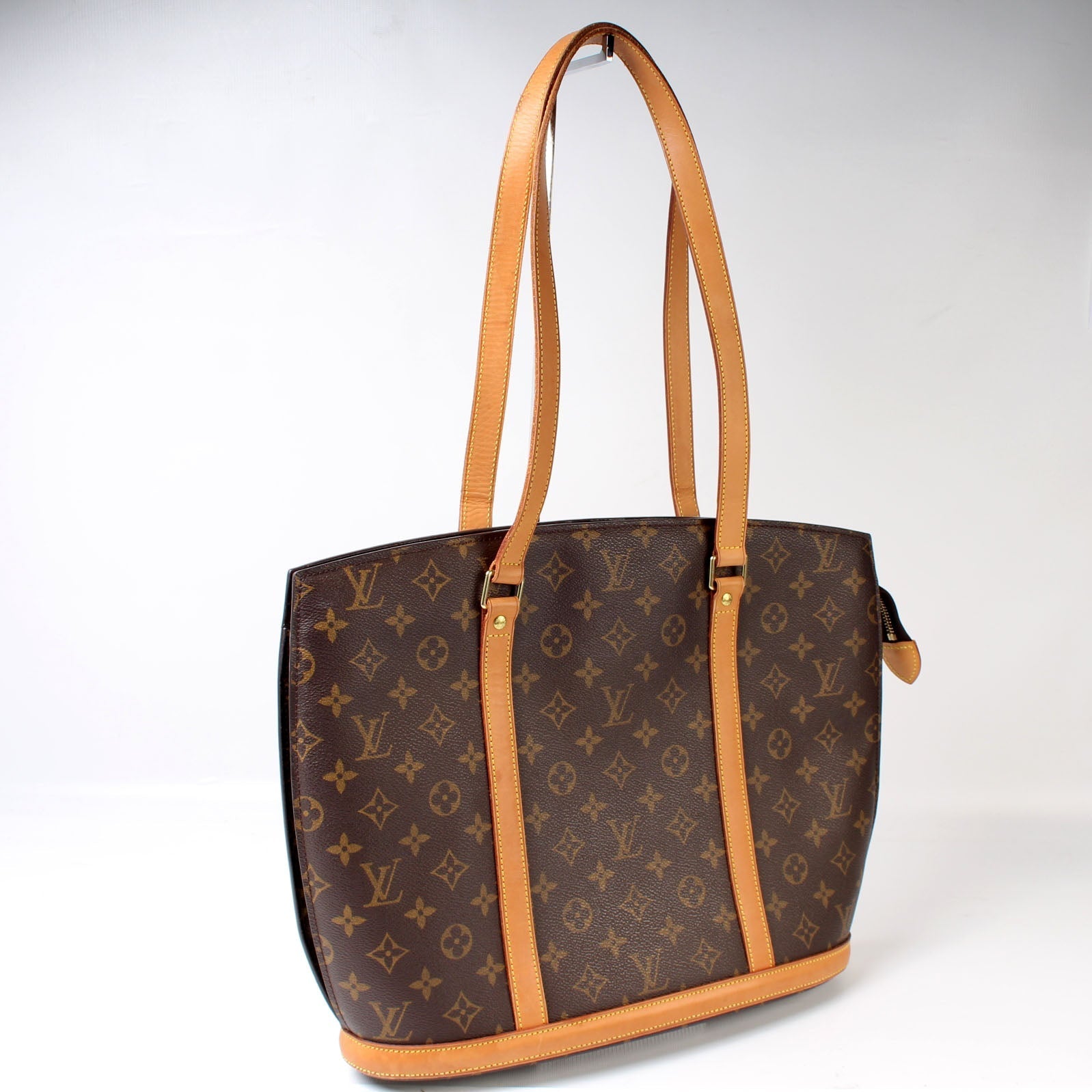 Louis Vuitton Babylone Monogram Handbag Monogram 22