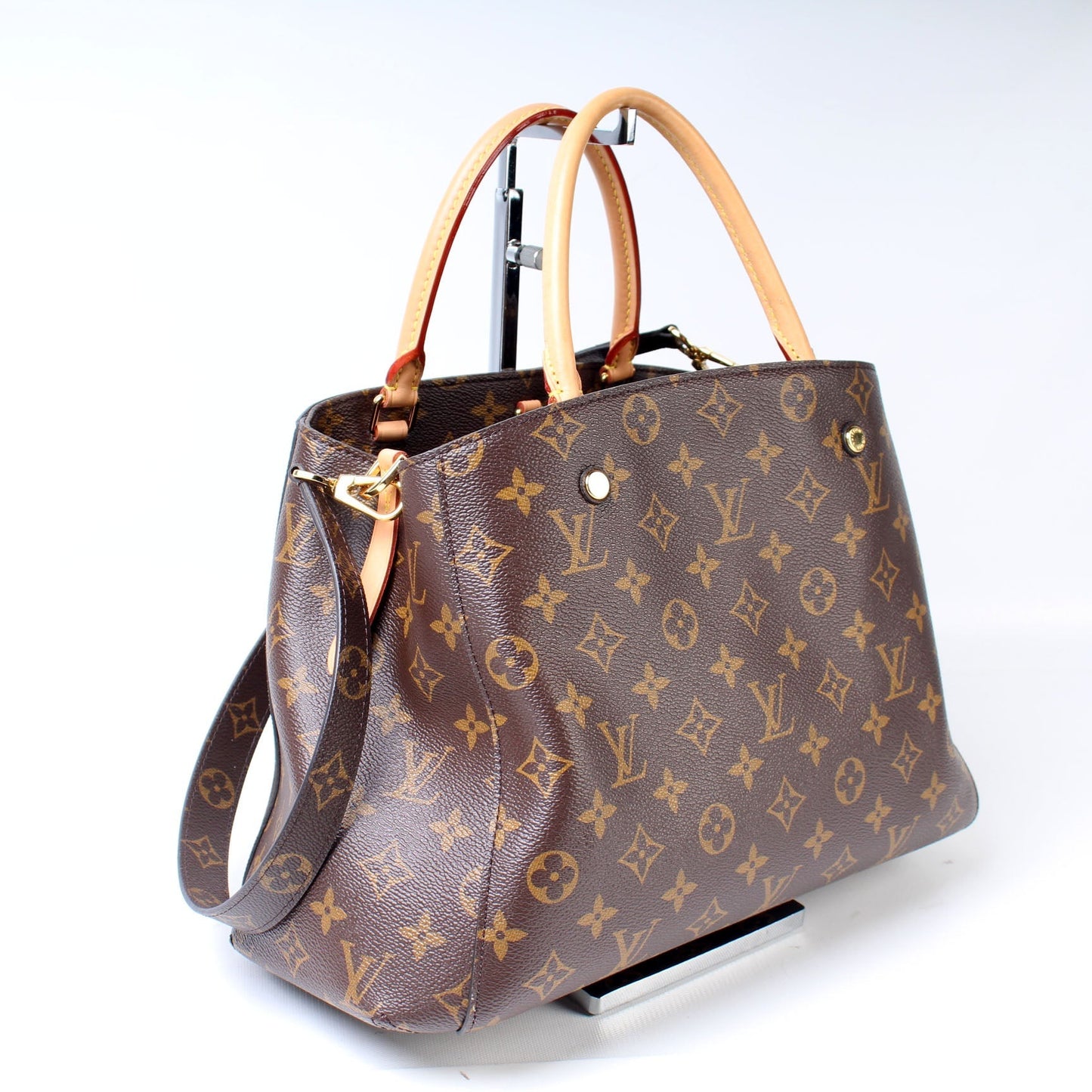 Louis Vuitton Montaigne MM Monogram Handbag