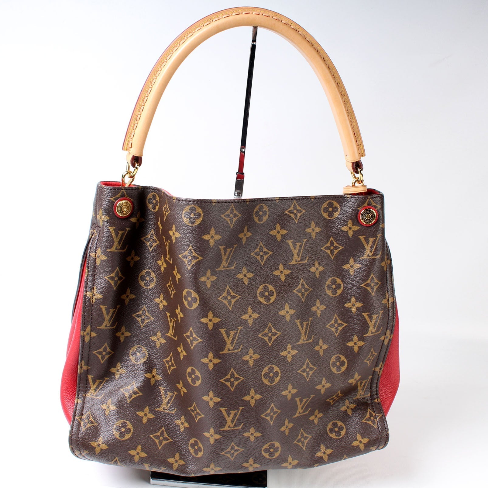 Louis Vuitton Gaia Monogram Handbag Monogram A1Cdd88E