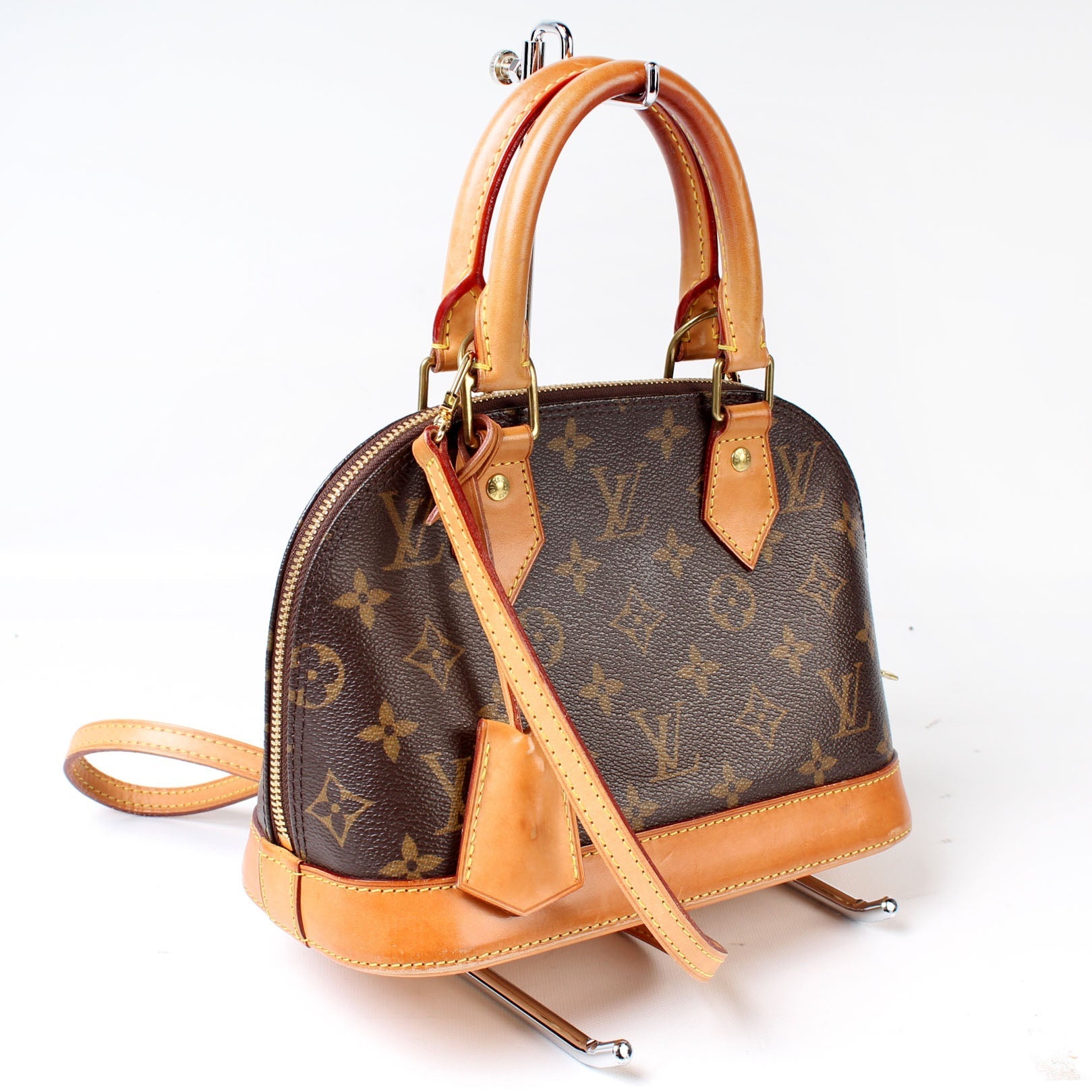 Louis Vuitton Alma BB Monogram Handbag Monogram 2D088B57