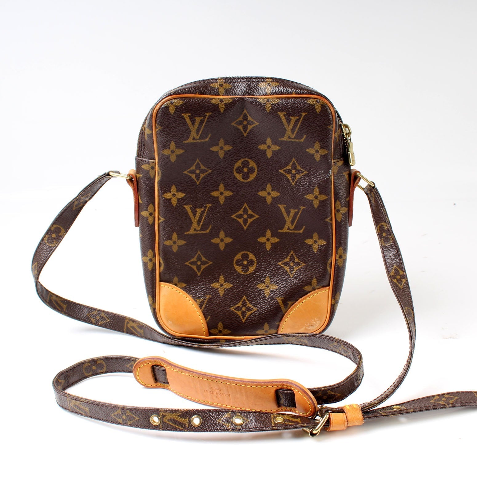 Louis Vuitton Danube Monogram Handbag Monogram 31E1435D