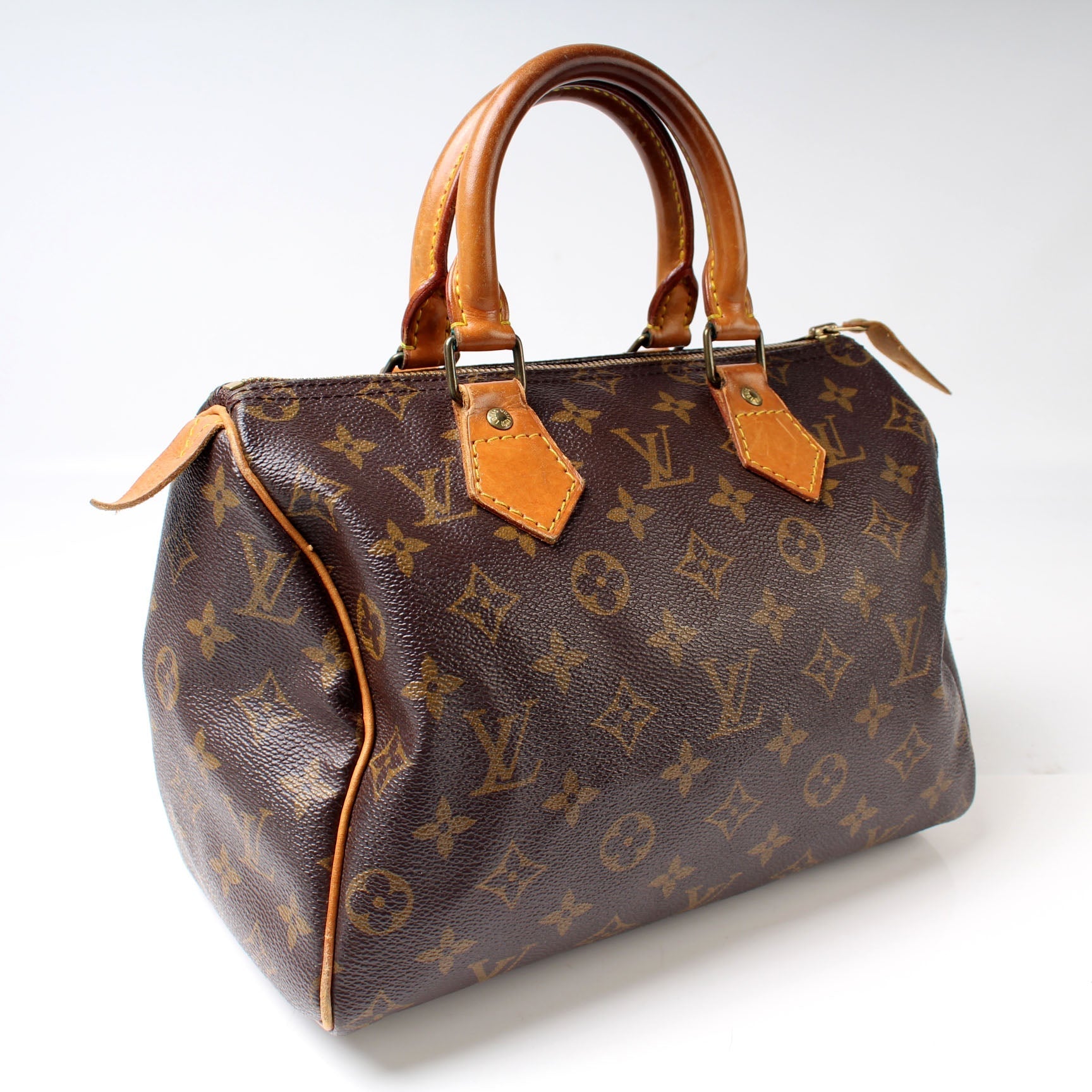 Louis Vuitton Speedy 25 Monogram Handbag Monogram 4Be64D03