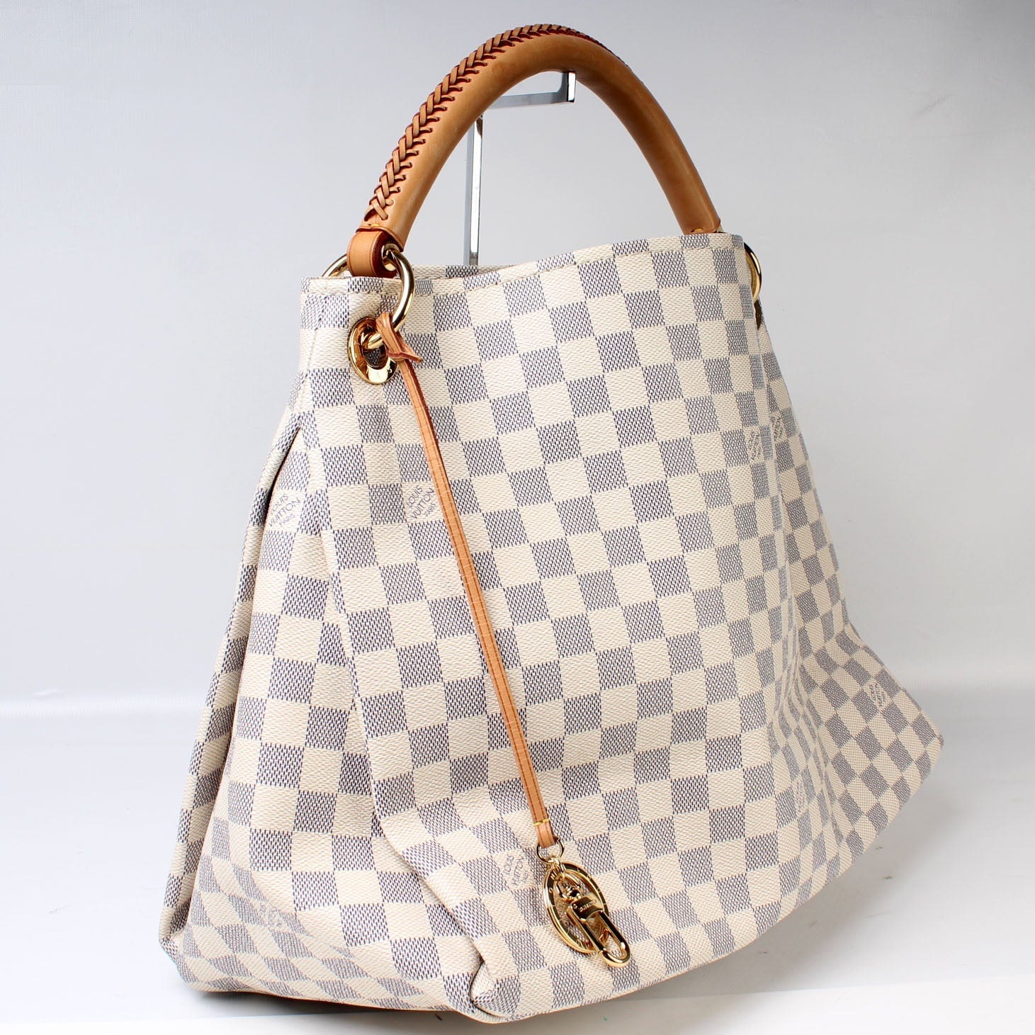 Louis Vuitton Artsy MM Azur Damier Handbag Azur 54E56C9B