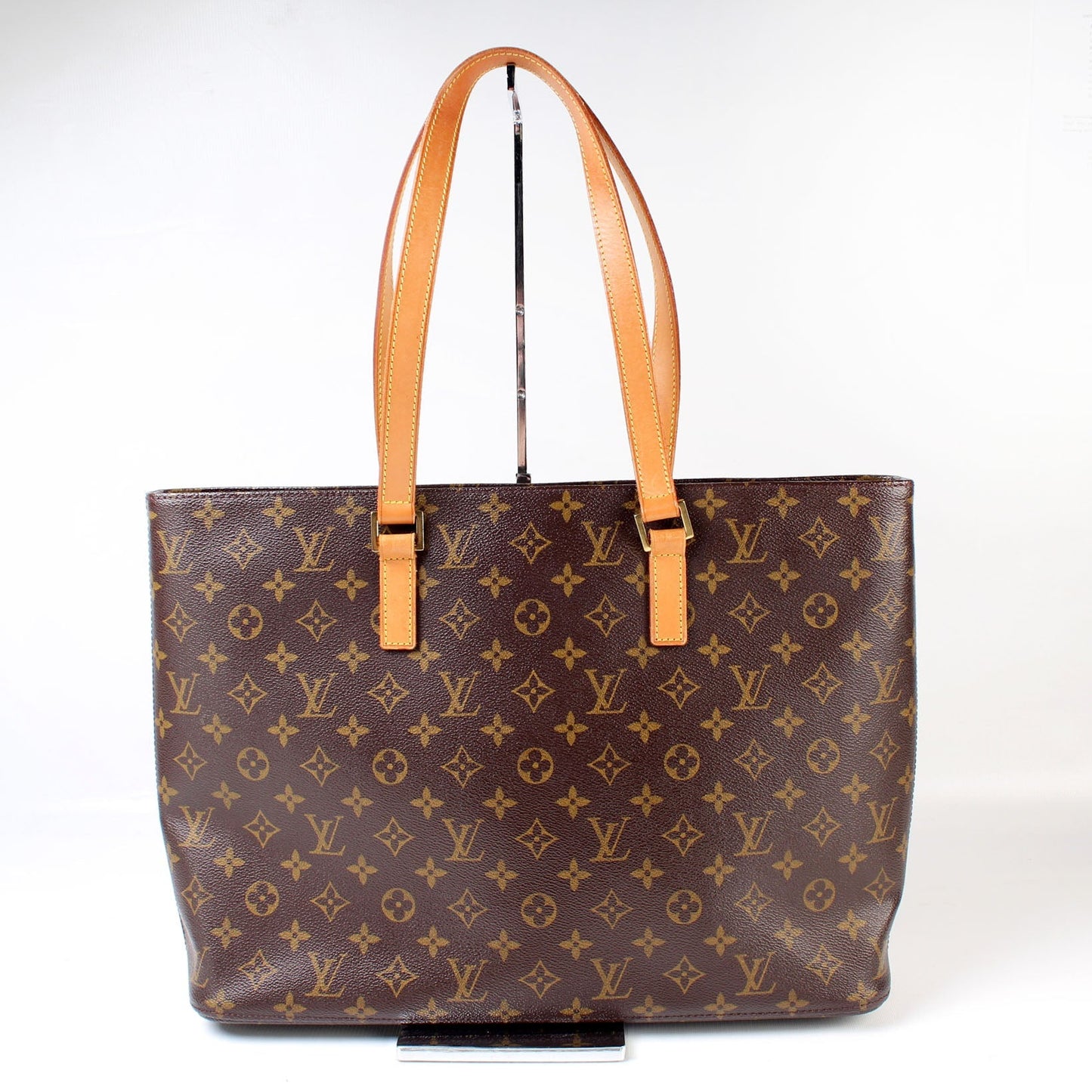 Louis Vuitton Luco Monogram Handbag Monogram 6B79F281