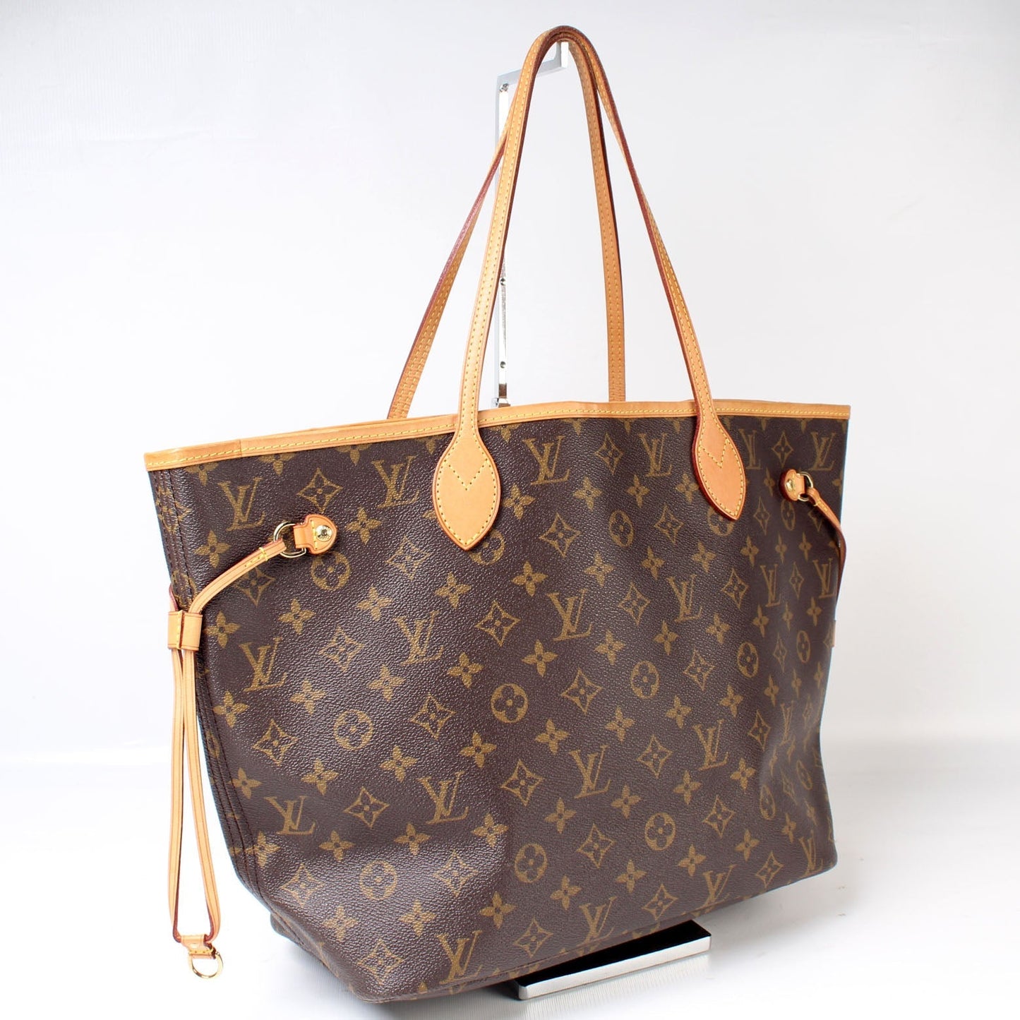 Louis Vuitton Neverfull MM Monogram Tote Bag Monogram 92