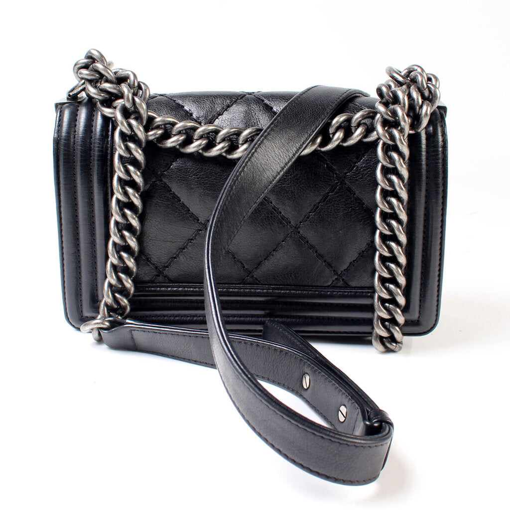 Chanel Boy Flap Lambskin 18M Small Handbag