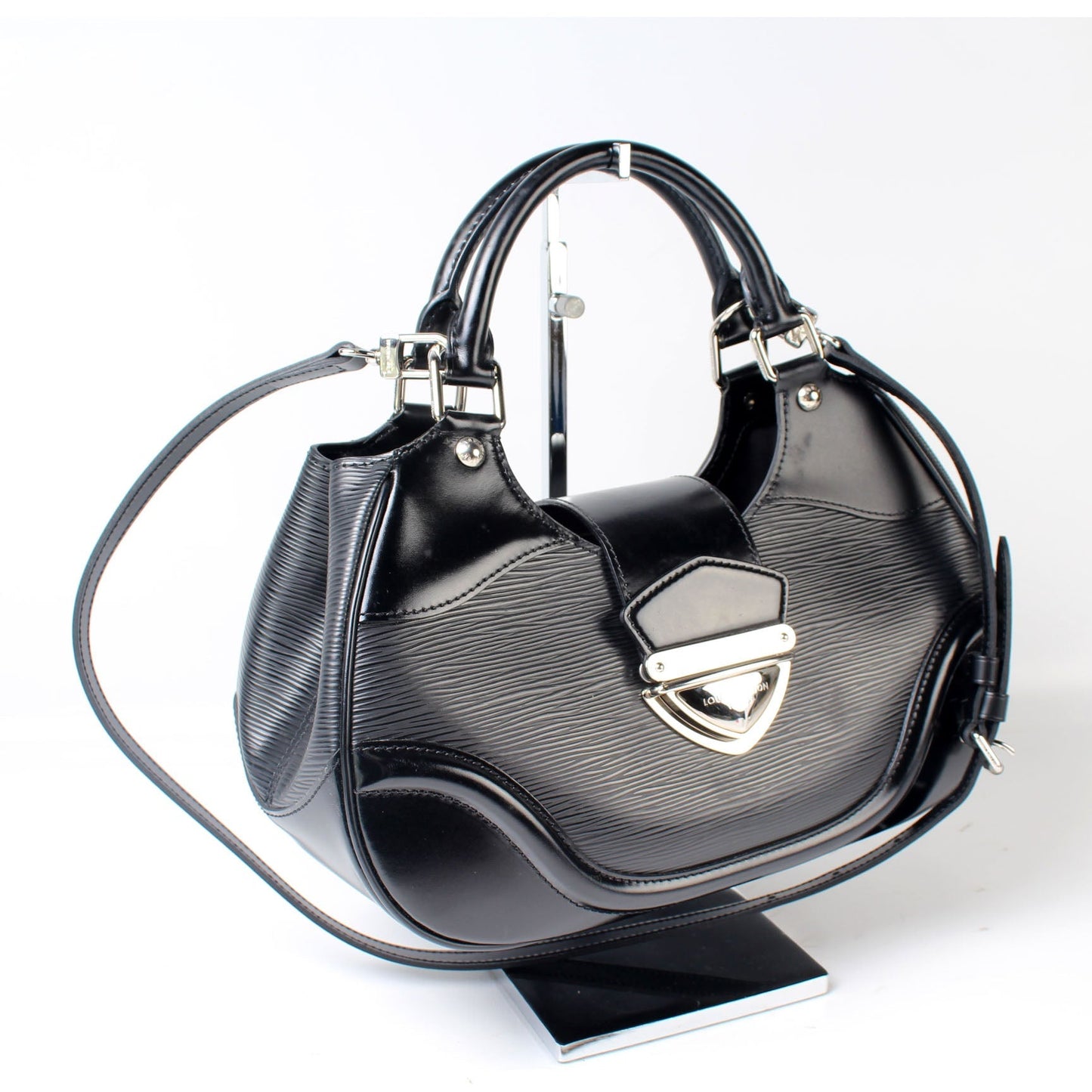 Louis Vuitton Sac Montaige Epi Handbag