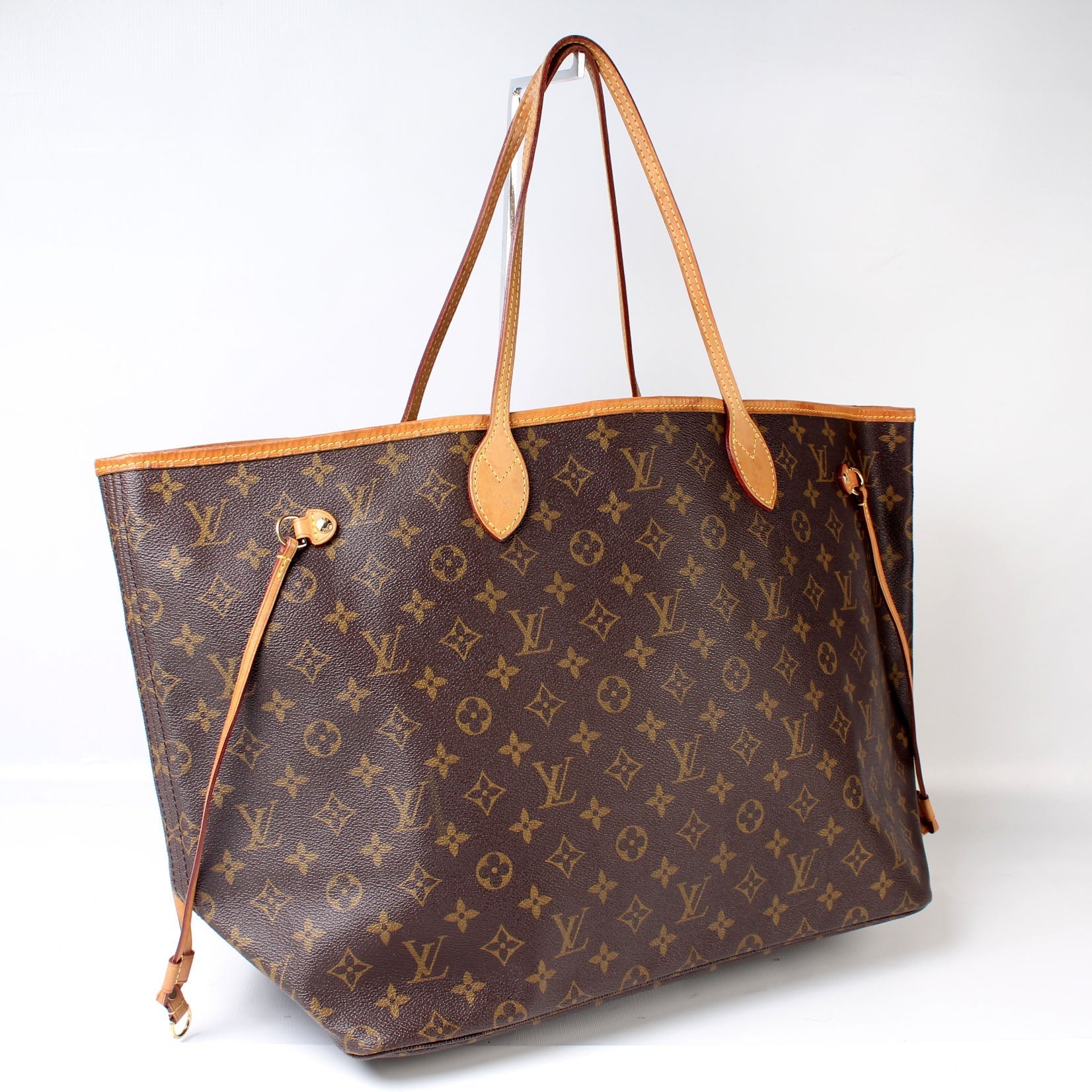 Louis Vuitton Neverfull GM Monogram Tote Bag Monogram 28
