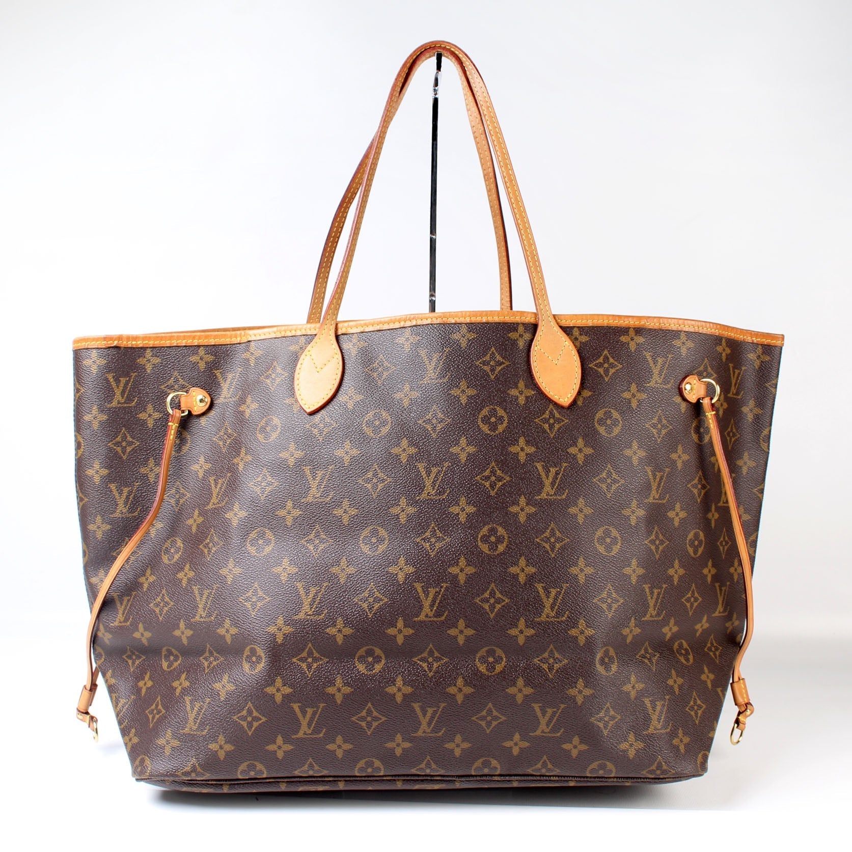 Louis Vuitton Neverfull GM Monogram Tote Bag Monogram 28