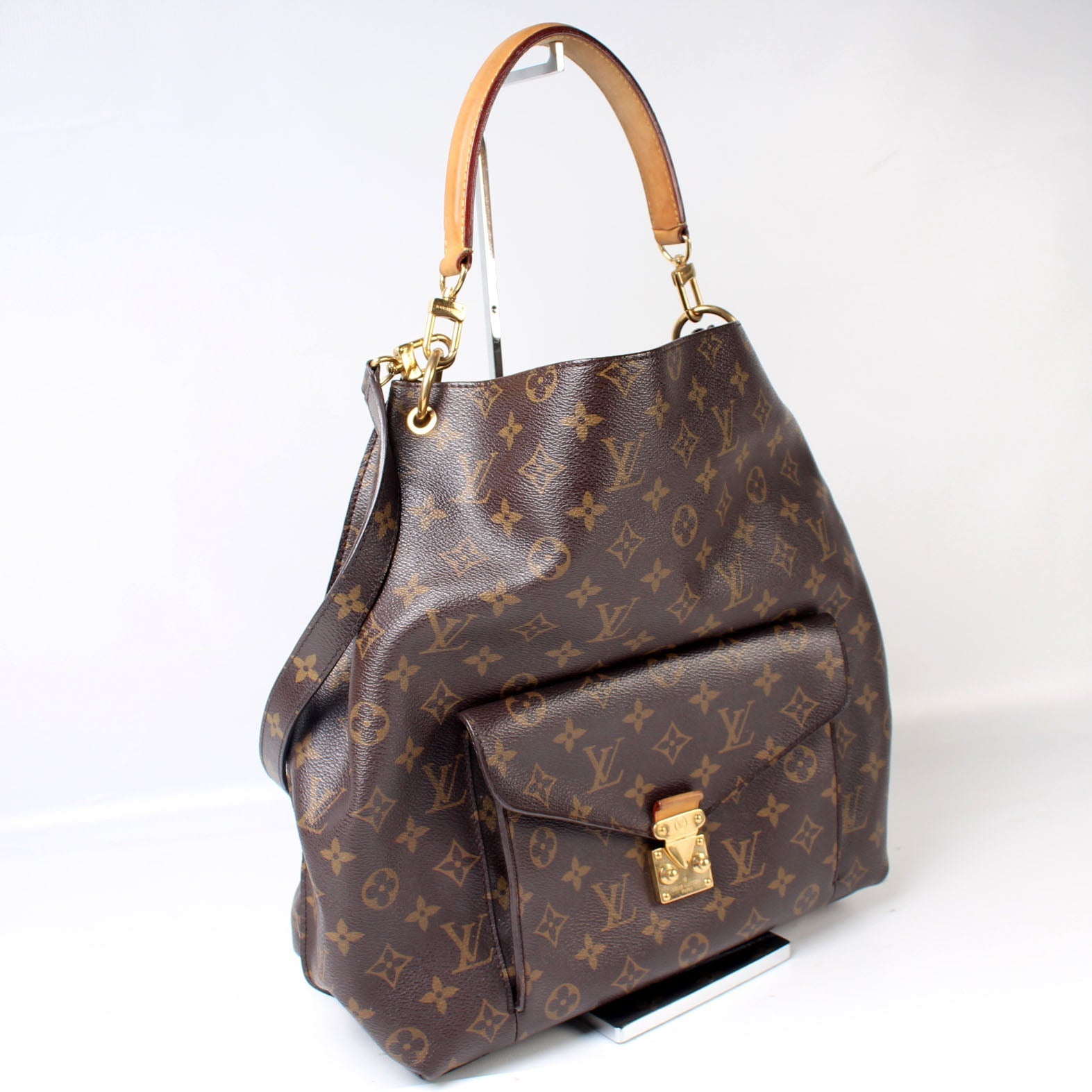 Louis Vuitton Metis Monogram Shoulder Bag