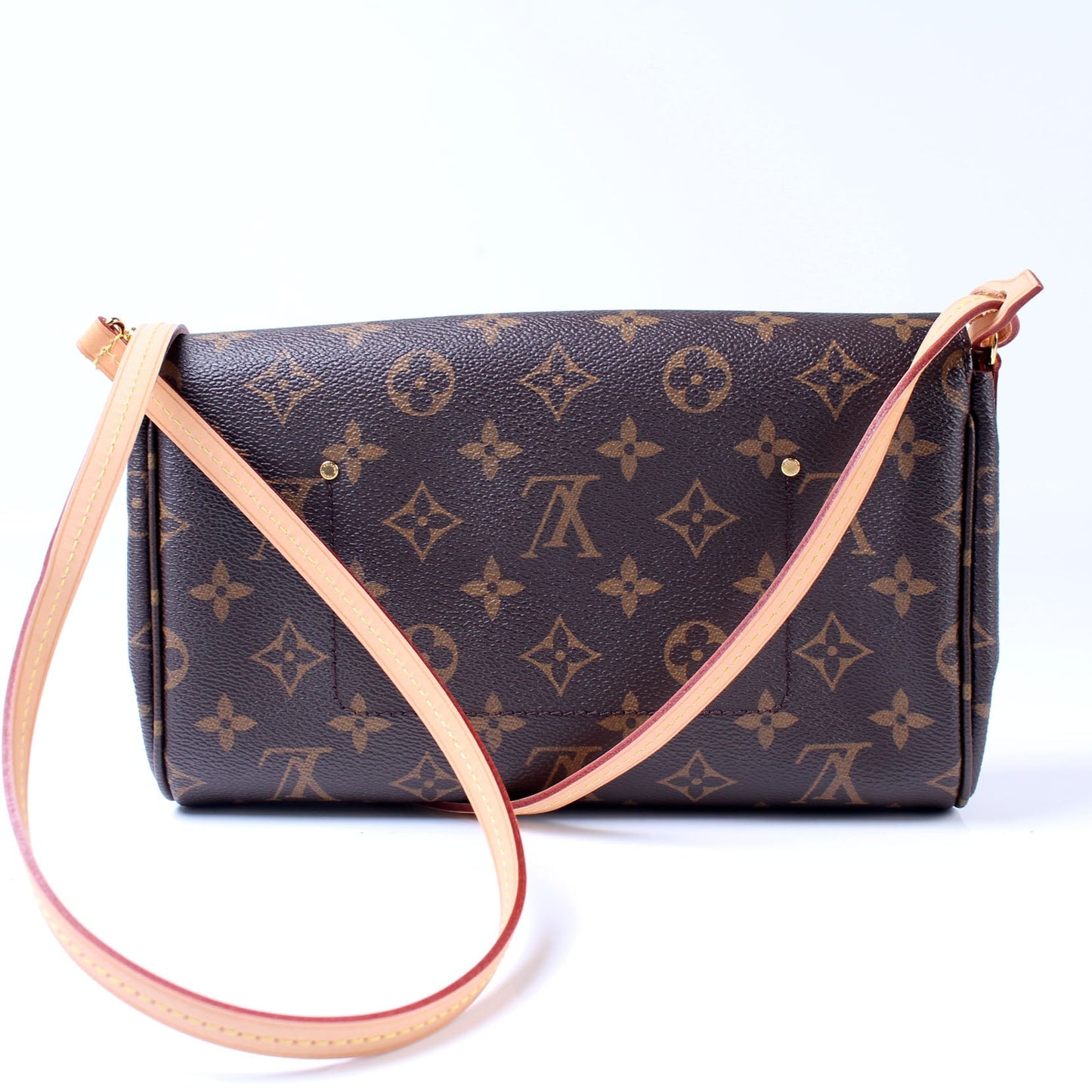 Louis Vuitton Favorite MM Monogram Handbag Monogram 33