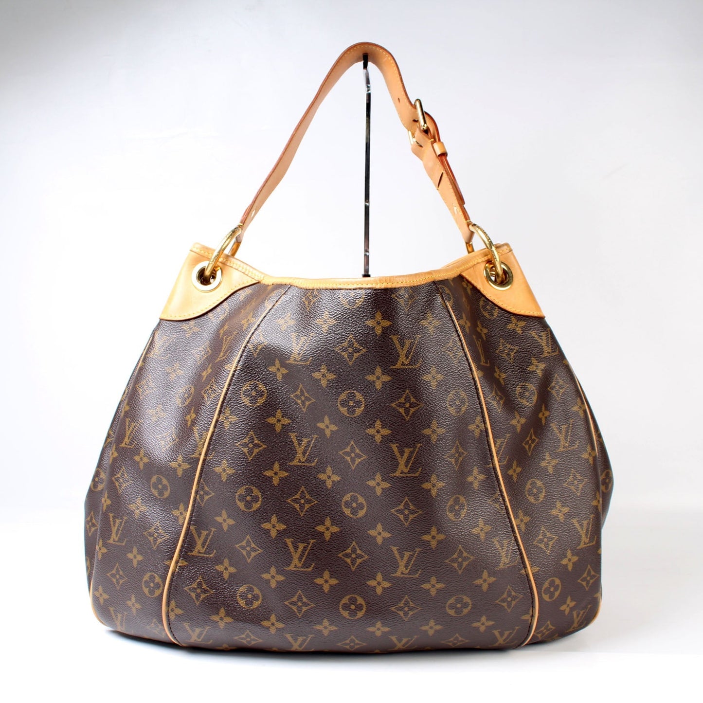 Louis Vuitton Galliera GM Monogram Handbag Monogram 9