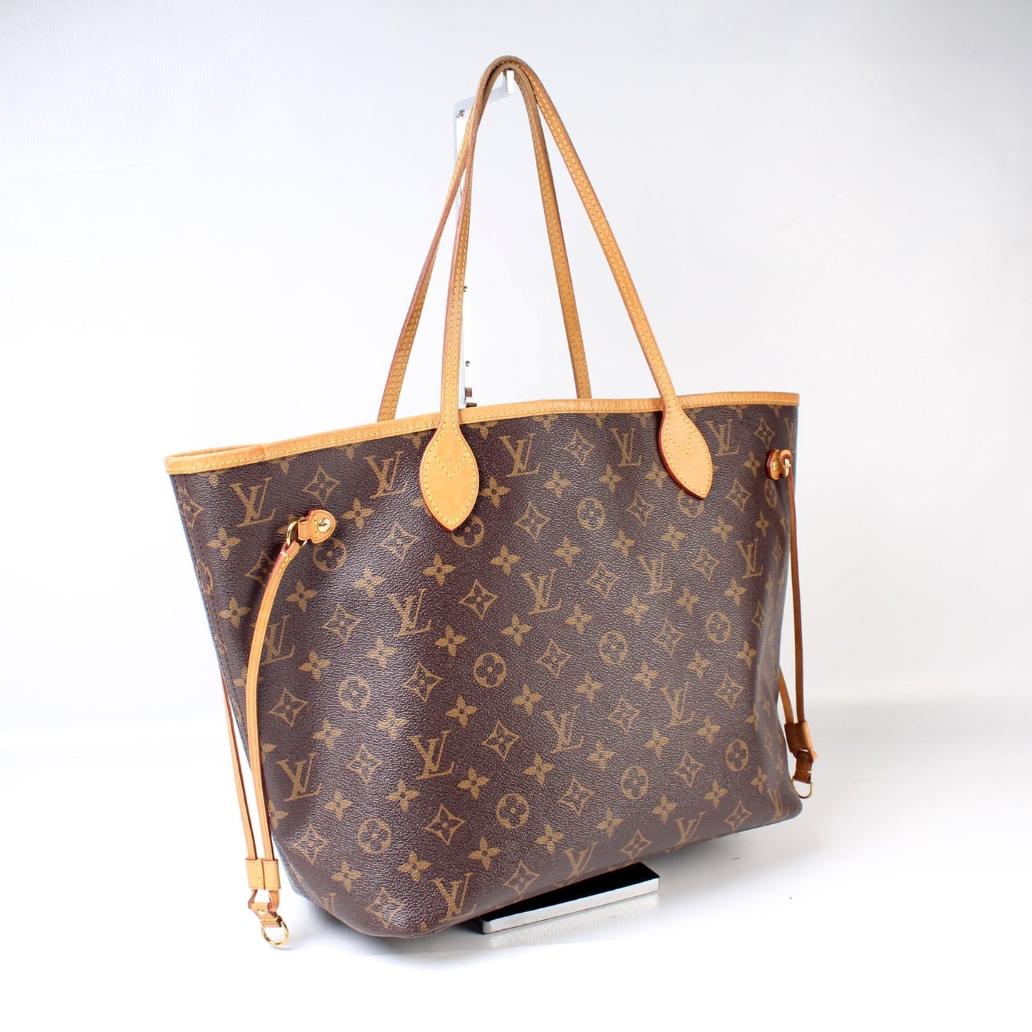 Louis Vuitton Neverfull MM Monogram Tote Bag Monogram 106