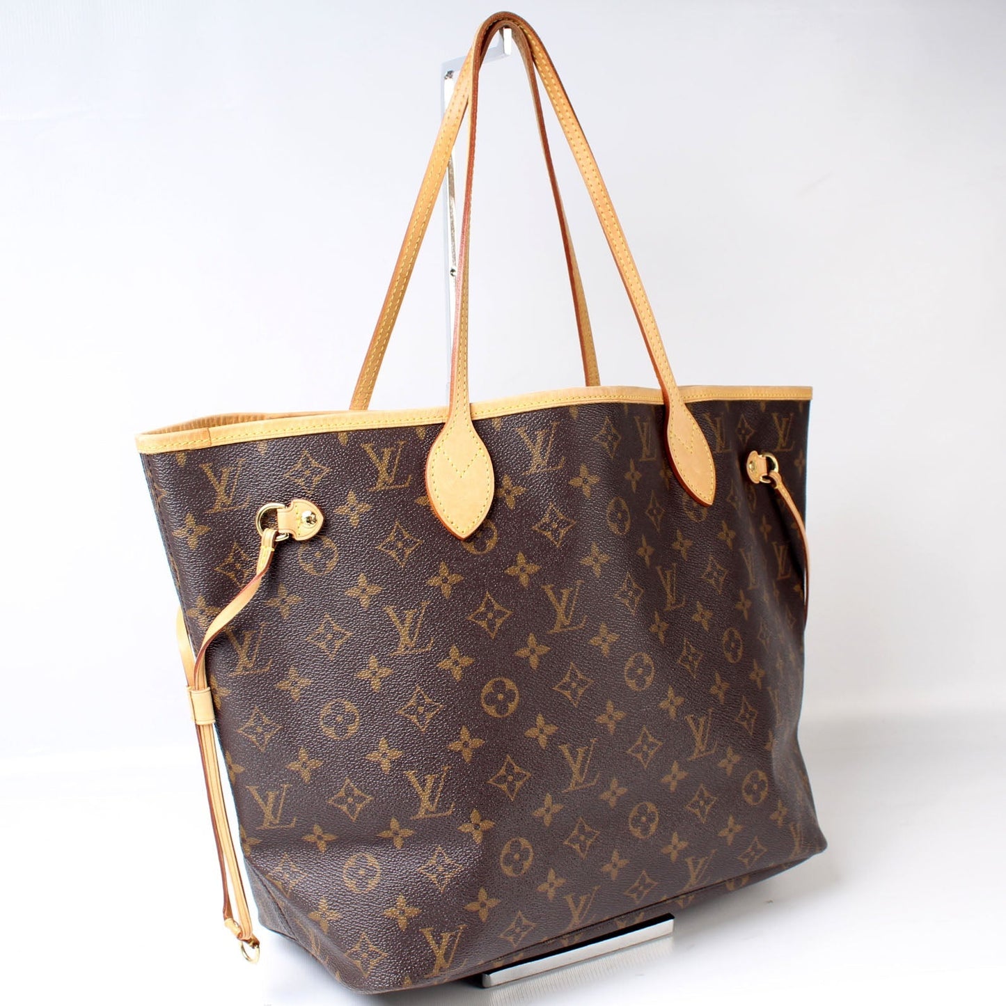 Louis Vuitton Neverfull MM Monogram Tote Bag Monogram 107