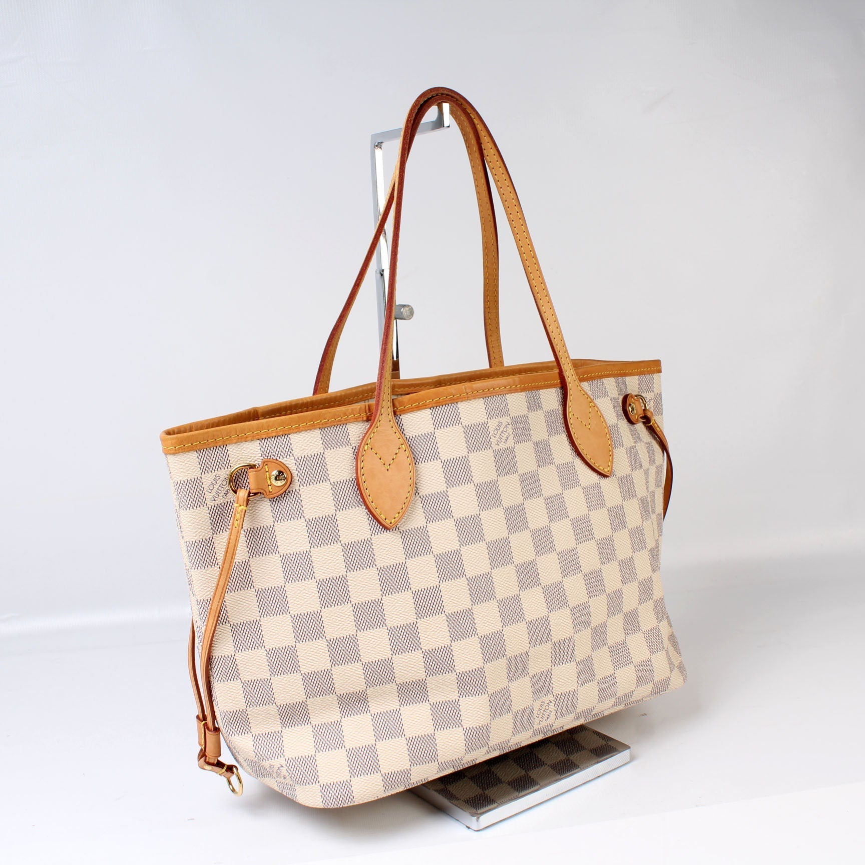 Louis Vuitton Neverfull PM Azur Damier Tote Bag Azur 2