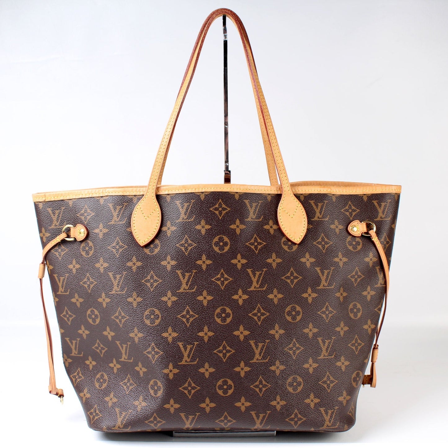 Louis Vuitton Neverfull MM Monogram Tote Bag Monogram 108