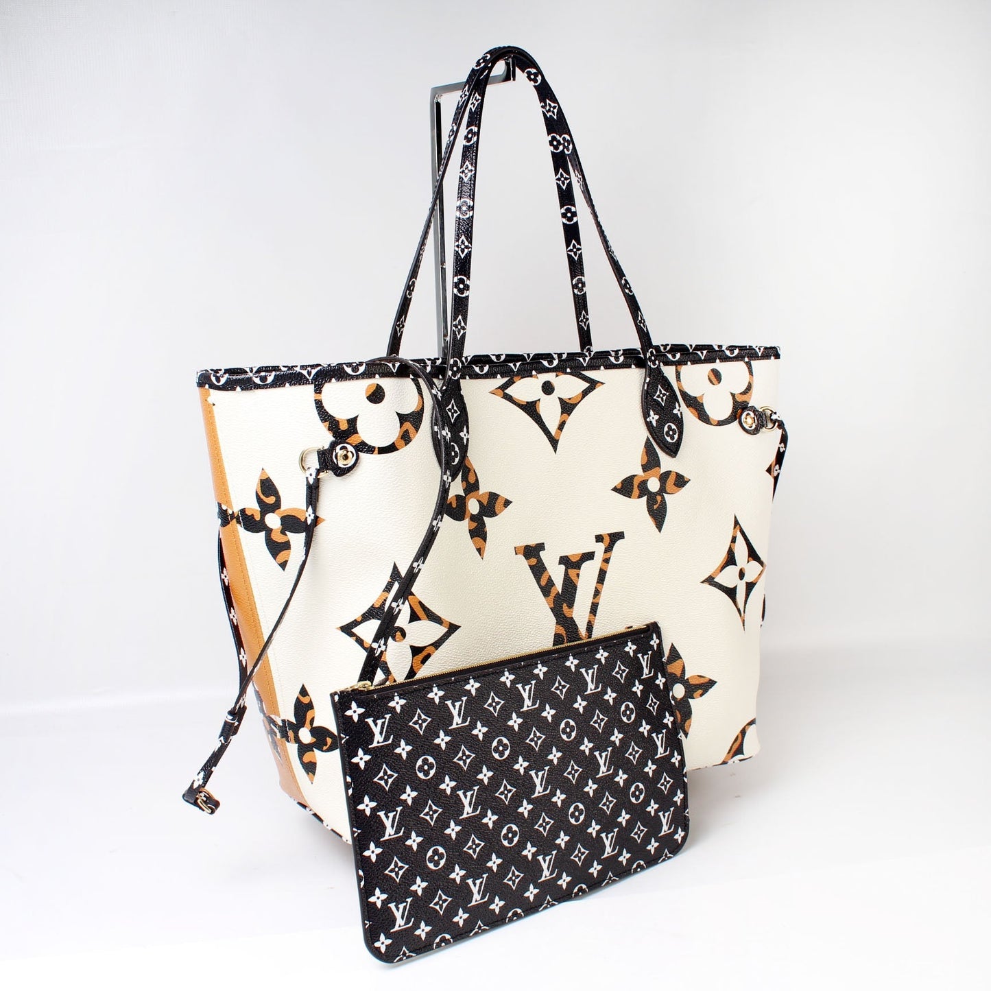 Louis Vuitton Neverfull MM Giant Jungle Monogram Tote Bag